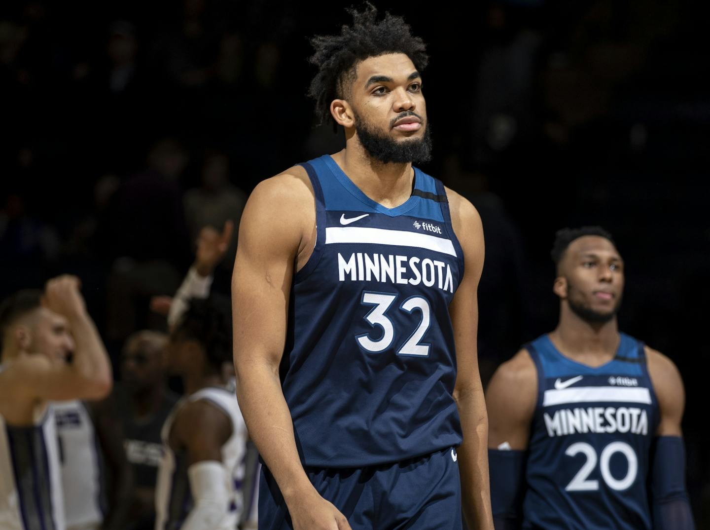 Minnesota Timberwolves center Karl-Anthony Towns at the end of the game. ] CARLOS GONZALEZ &#x2022; cgonzalez@startribune.com &#x2013; Minneapolis, MN &#x2013; January 27, 2020, Target Center, NBA, Minnesota Timberwolves vs. Sacramento Kings