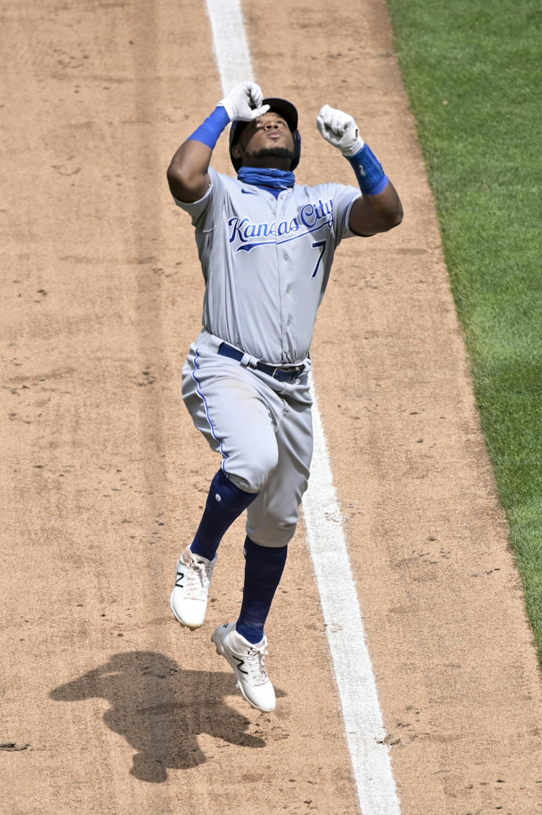 Kansas City Royals third baseman Maikel Franco (7) celebrated his 2-run home run in the top of the fifth inning against the Minnesota Twins.