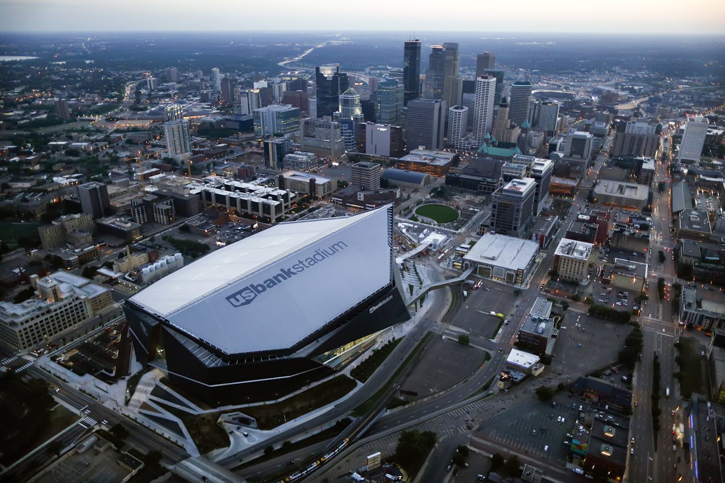 U.S. Bank Stadium - Exterior and construction images. ] US Bank Stadium - Vikings brian.peterson@startribune.com Minneapolis, MN - 06/30/2016