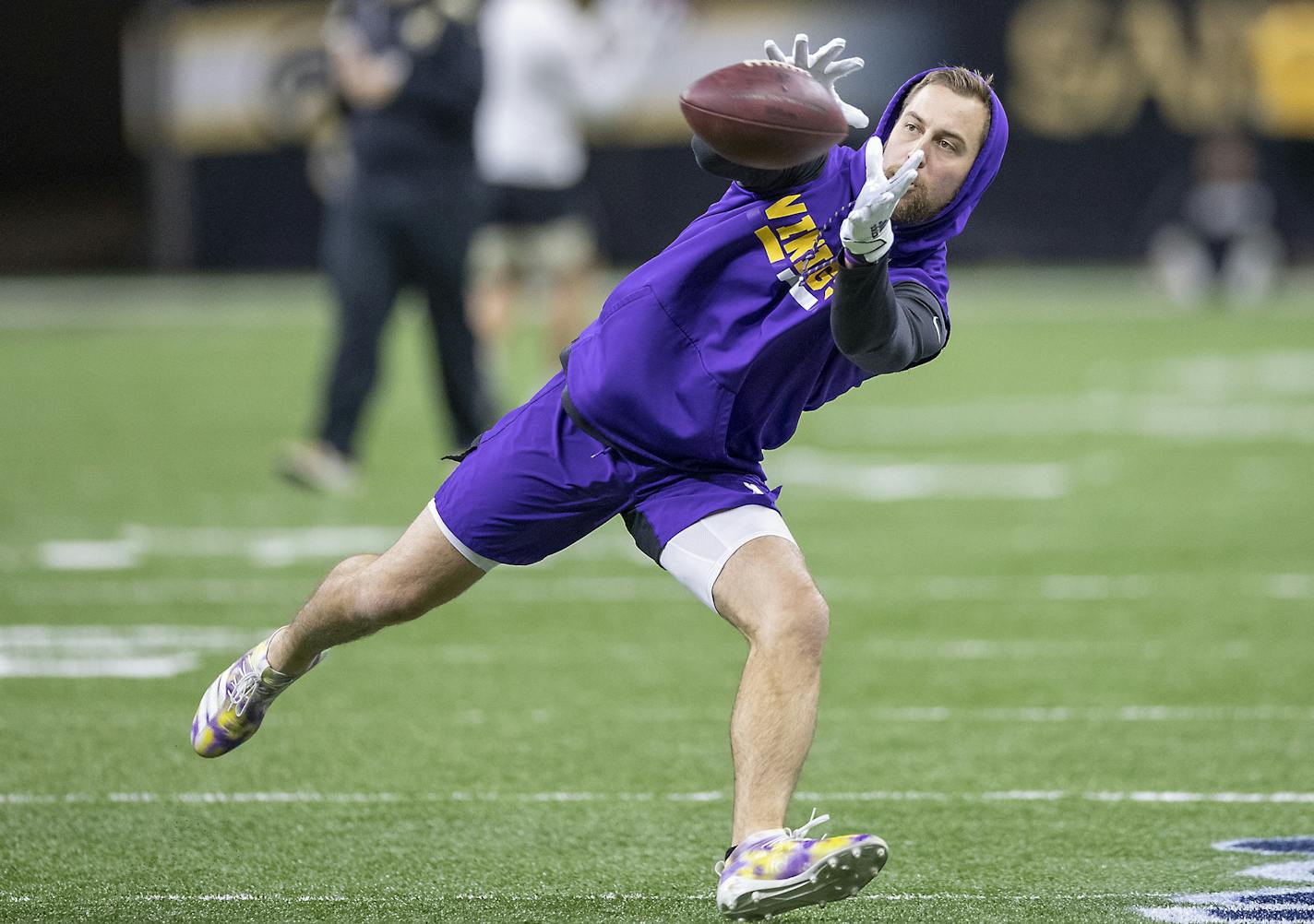 Minnesota Vikings wide receiver Adam Thielen took to the field to warm up before the game. ] ELIZABETH FLORES &#x2022; liz.flores@startribune.com The Minnesota Vikings take on the New Orleans Saints at Mercedes-Benz Superdome, Sunday, January 5, 2020 in New Orleans, LA.