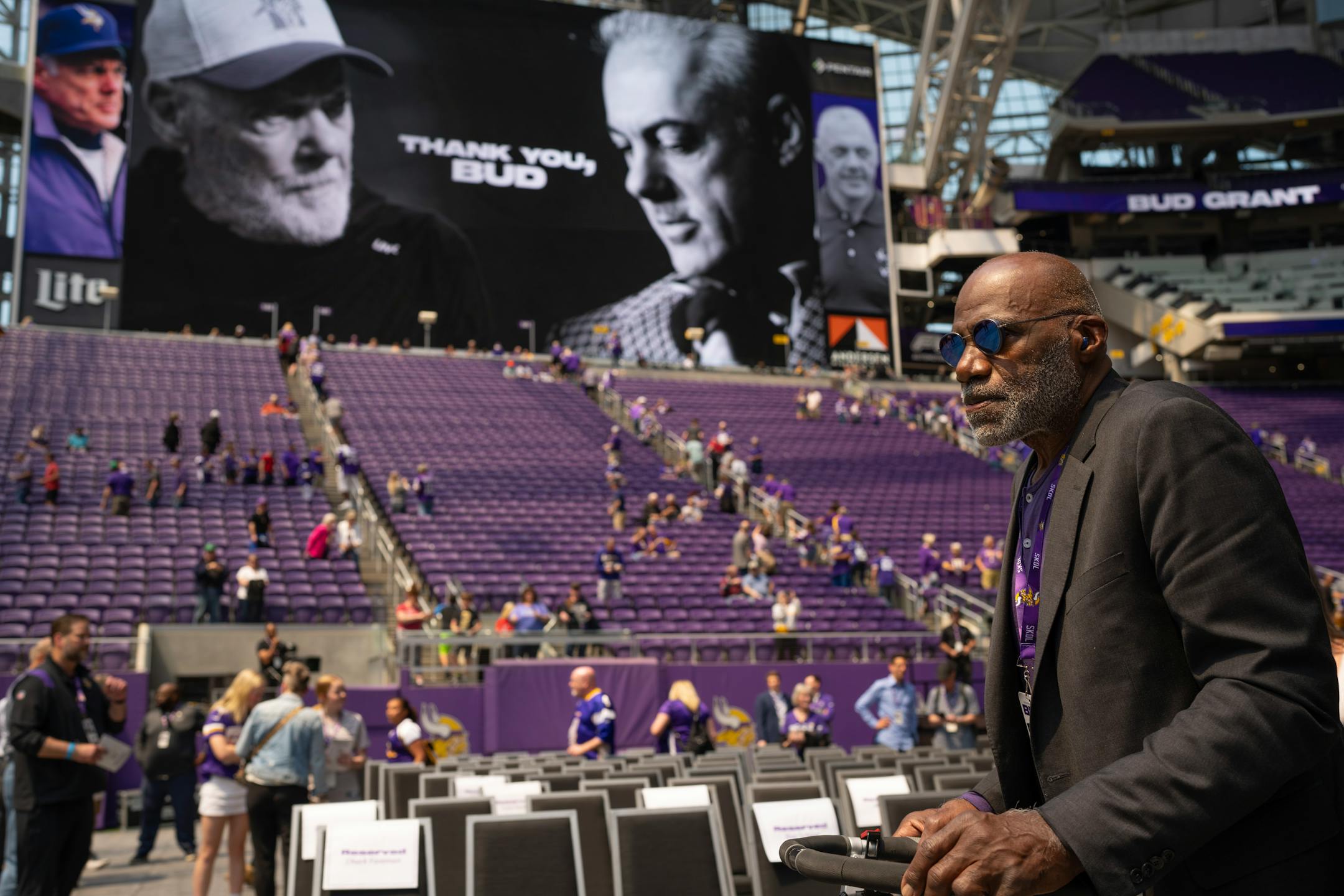 Vikings legend Alan Page was among the former players in attendance.