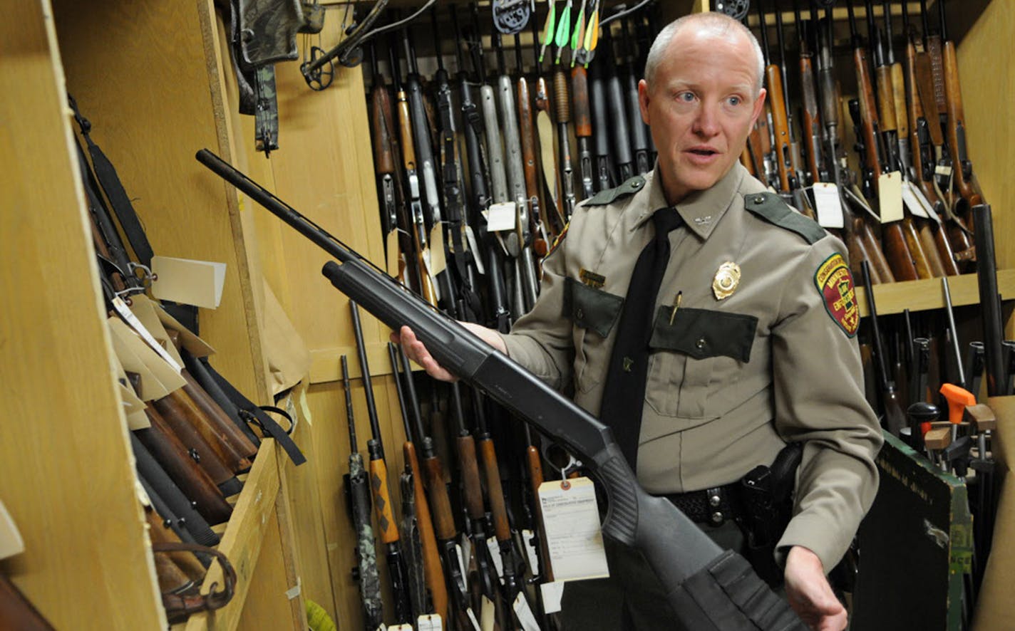 Richard Sennott&#xd4;rsennott@startribune.com] DNR enforcement officers can confiscated firearms and other gear used to commit wildlife crimes. The equpment is sold at auction. ORG XMIT: MIN2015103014242934