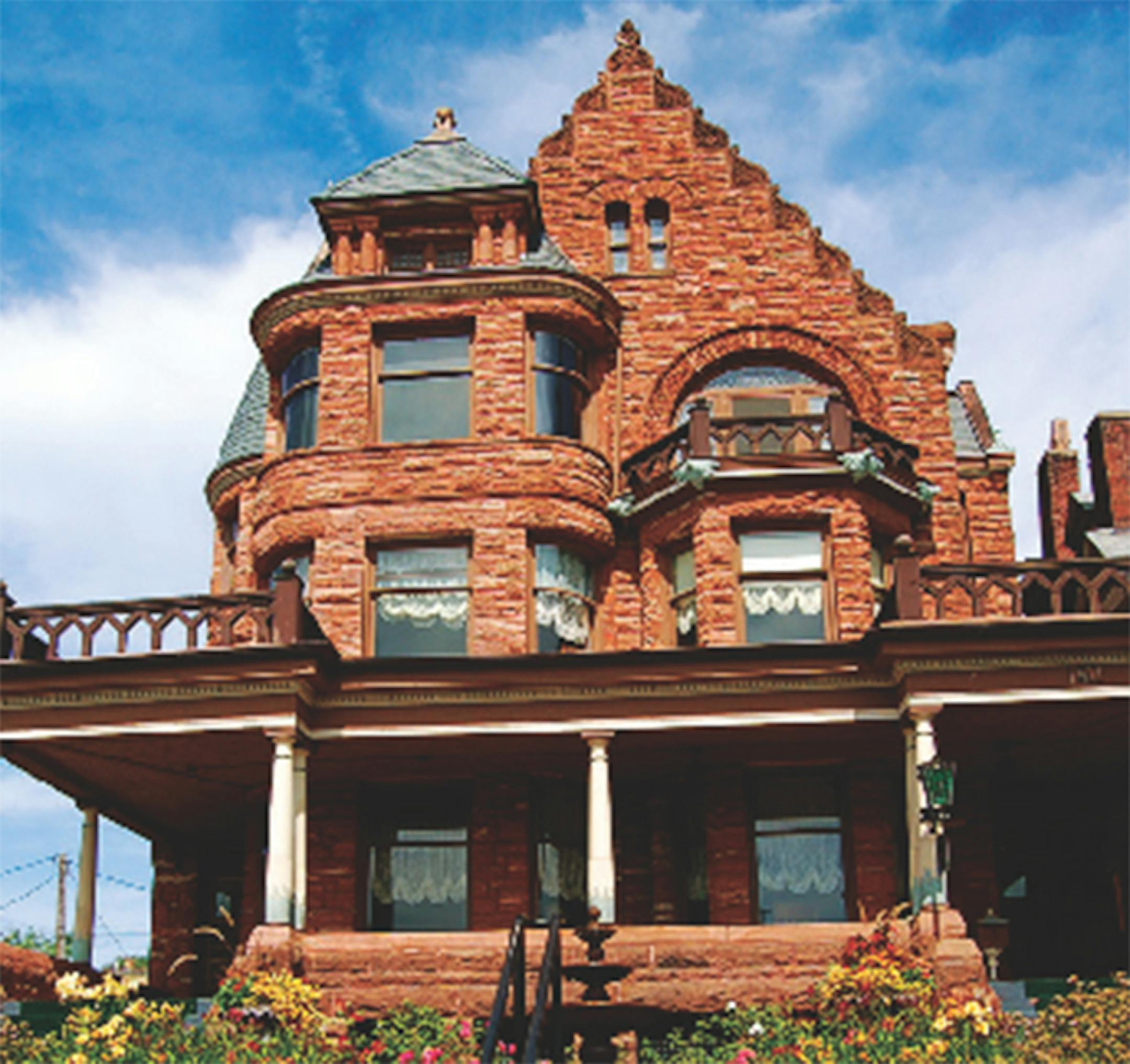 Traphagen House on Superior Street in Duluth suffered extensive fire damage.