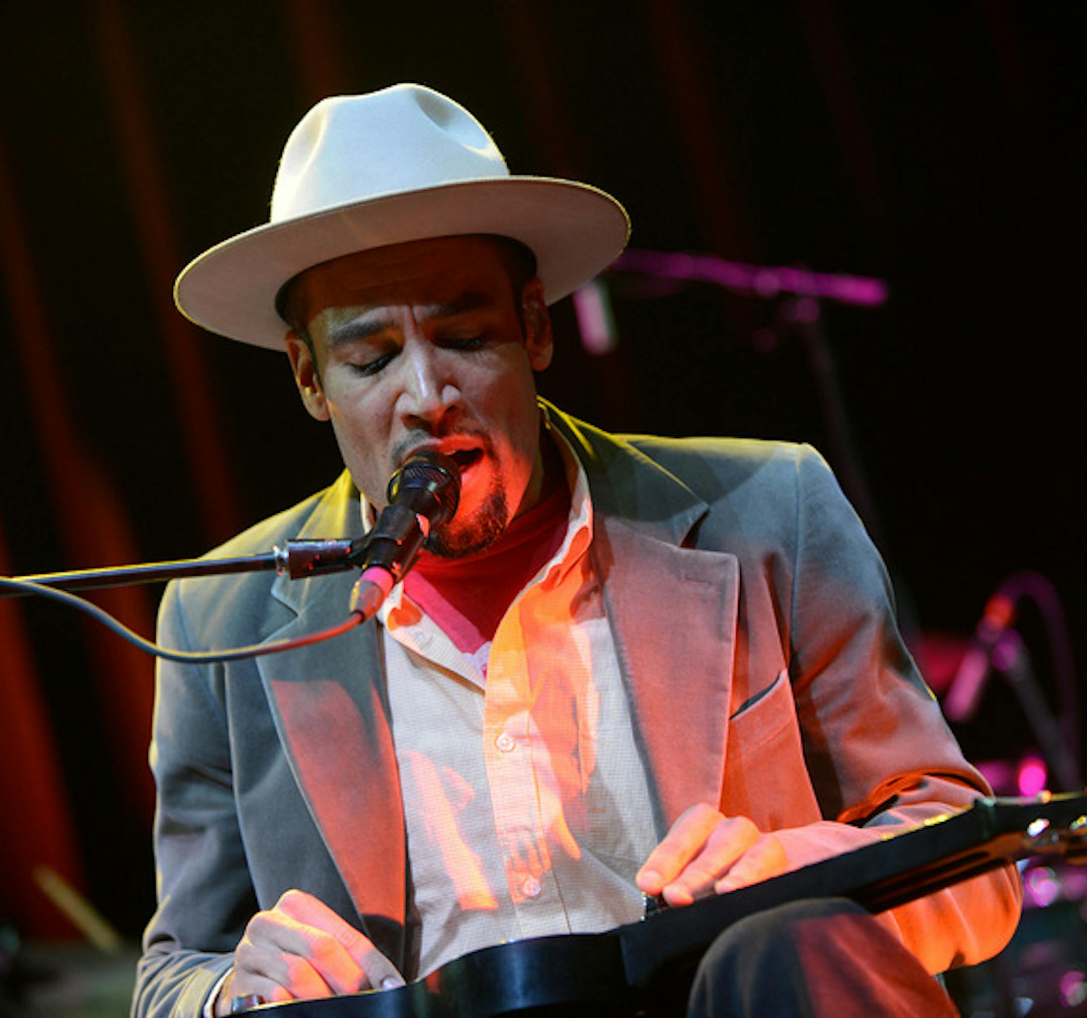 Ben Harper performs with Natalie Maines at ACL Live at the Moody Theater at the South by Southwest music festival in Austin, Texas, March 13, 2013. &#xa9; Tony Nelson