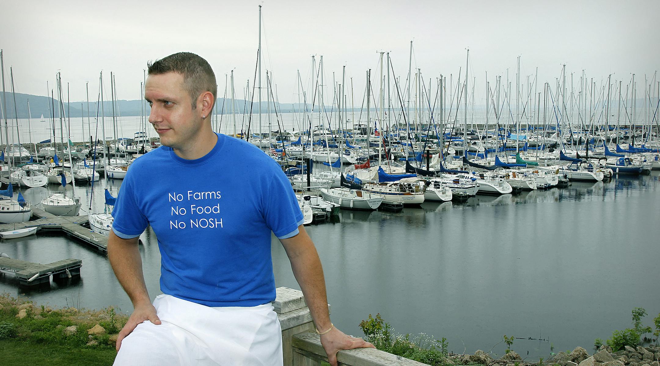 The Southeast of Minnesota is a taste extra by Rick Nelson stopping at least 25 places along his path. Lake Cityís jewel restaurant Nosh, Chef/owner Greg Jaworski overlooks one of the best views on Lake Pepin. ] TOM WALLACE ï twallace@startribune.com __Assignments #20018615A_ June 27, 2011_ SLUG: rn0707_ EXTRA INFORMATION ORG XMIT: MIN2014092312590052