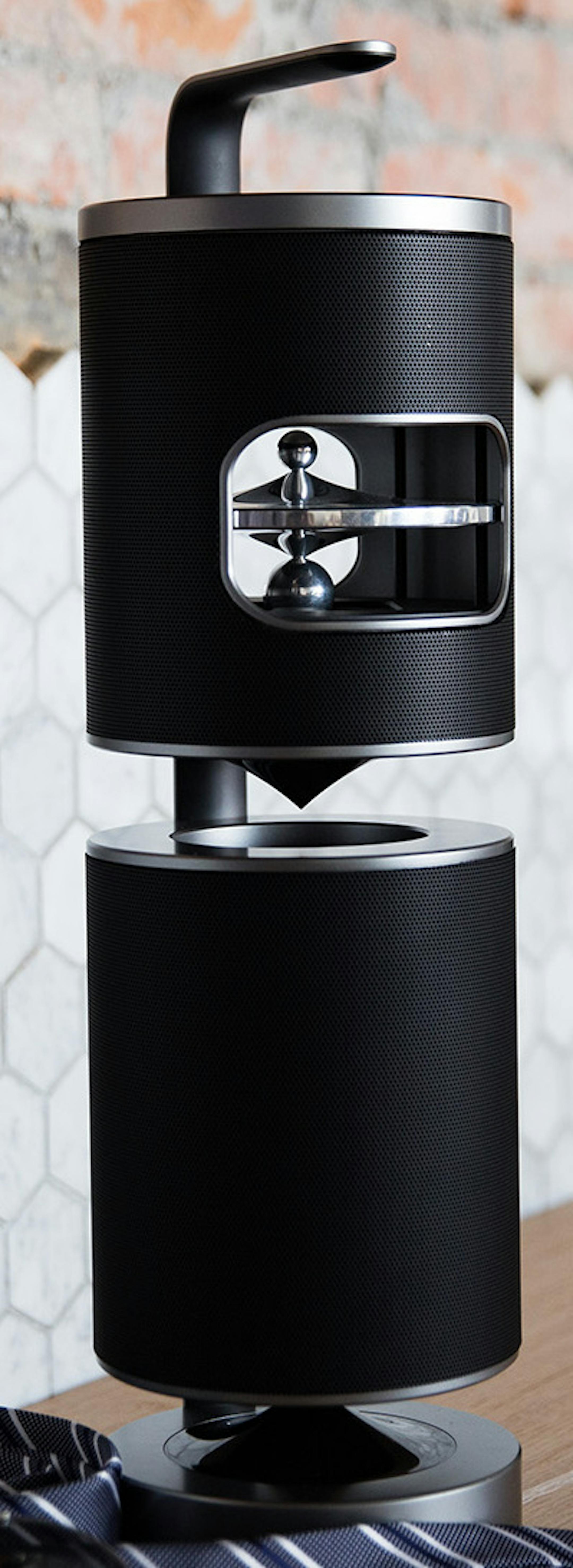 The UPstage 360. (soundmatters.com/TNS) ORG XMIT: 1317054