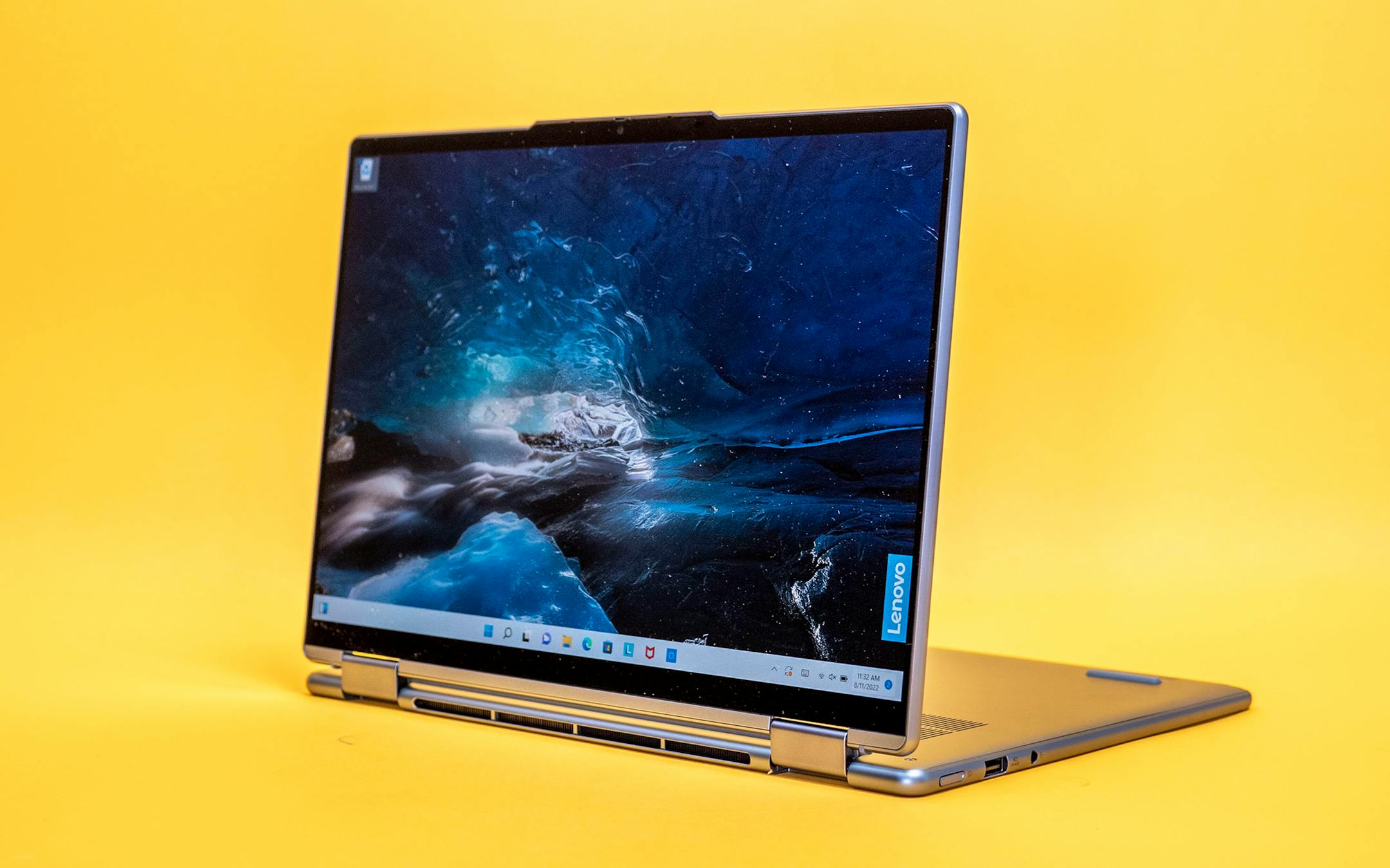 There are times when you want to switch between a laptop and a tablet but detest having to lug both items around with you. If you often find yourself in this situation, a two-in-one device is perfect for you. (Handout/CNET/TNS)