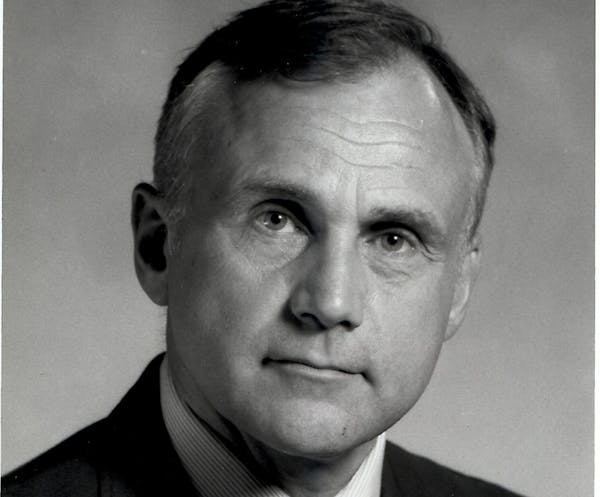 Photo portrait of Roger Martin in the 1990s Source University of Minnesota Archives