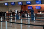 Sun Country Airlines recently settled a lawsuit filed by a former customer service agent working at Minneapolis-St. Paul International Airport, allegi