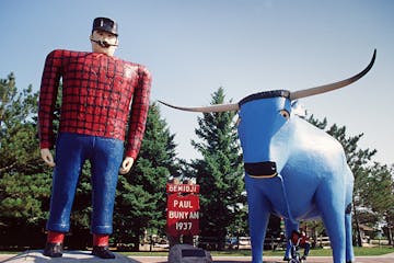 Paul Bunyan and Babe, Bemidji MNHIST0511icons ORG XMIT: MIN2013043012361556