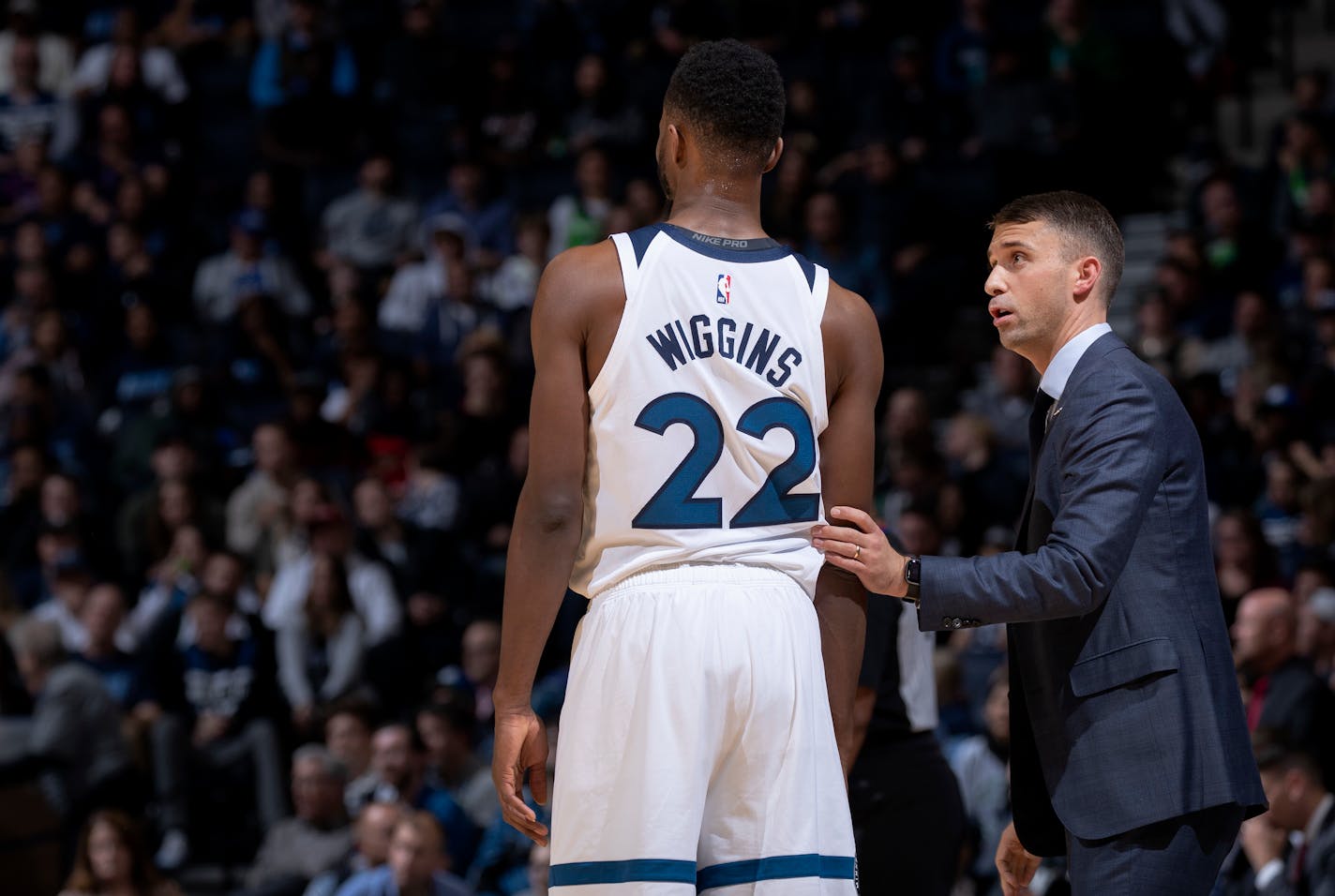 Minnesota Timberwolves head coach Ryan Saunders spoke with Andrew Wiggins (22) in the fourth quarter. ] CARLOS GONZALEZ • cgonzalez@startribune.com – Minneapolis, MN – October 27, 2019, Target Center, NBA, Basketball, Minnesota Timberwolves vs. Miami Heat