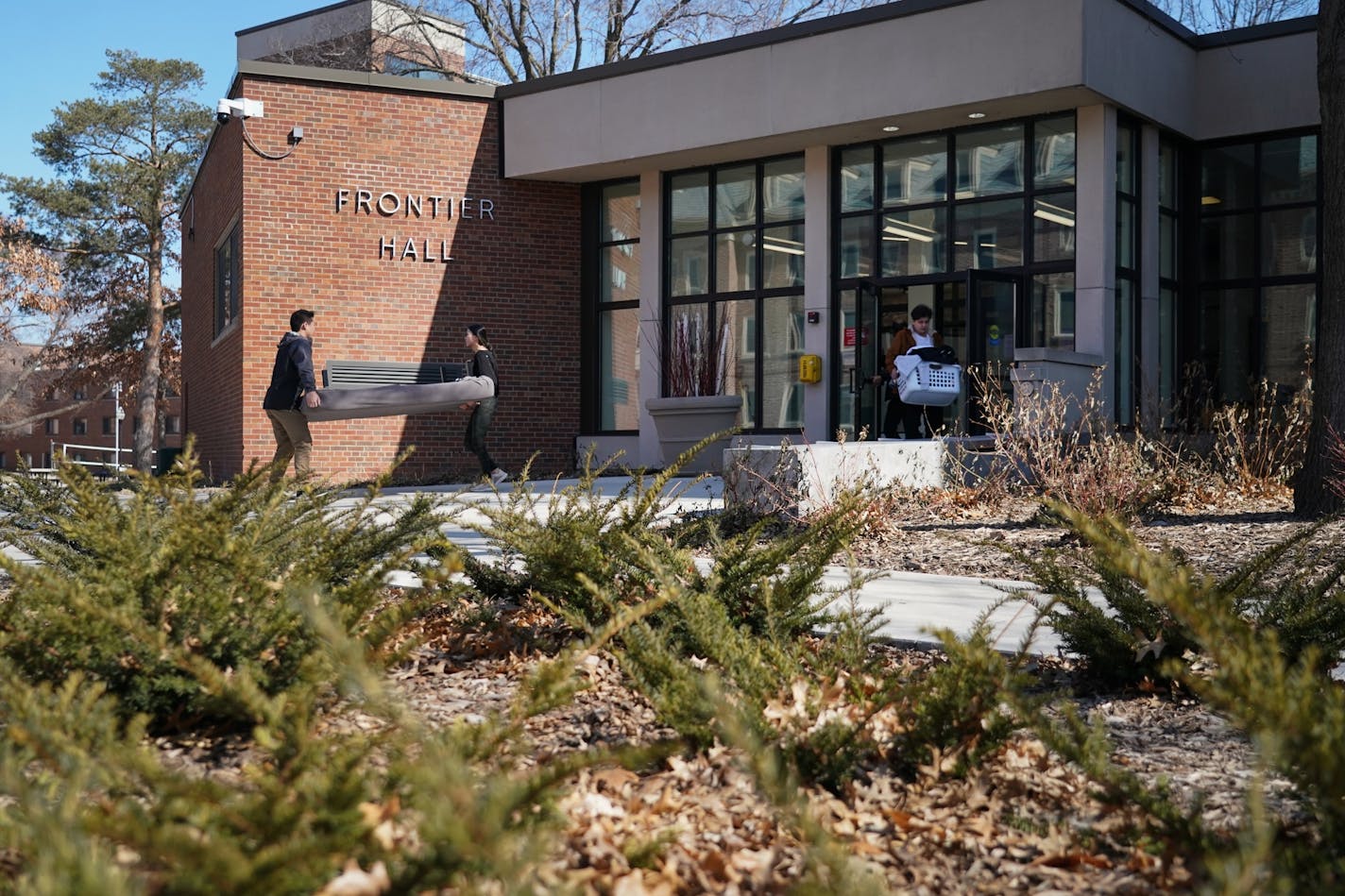 Students and their families were seen moving out of campus housing at the University of Minnesota on Tuesday, March 17, 2020.