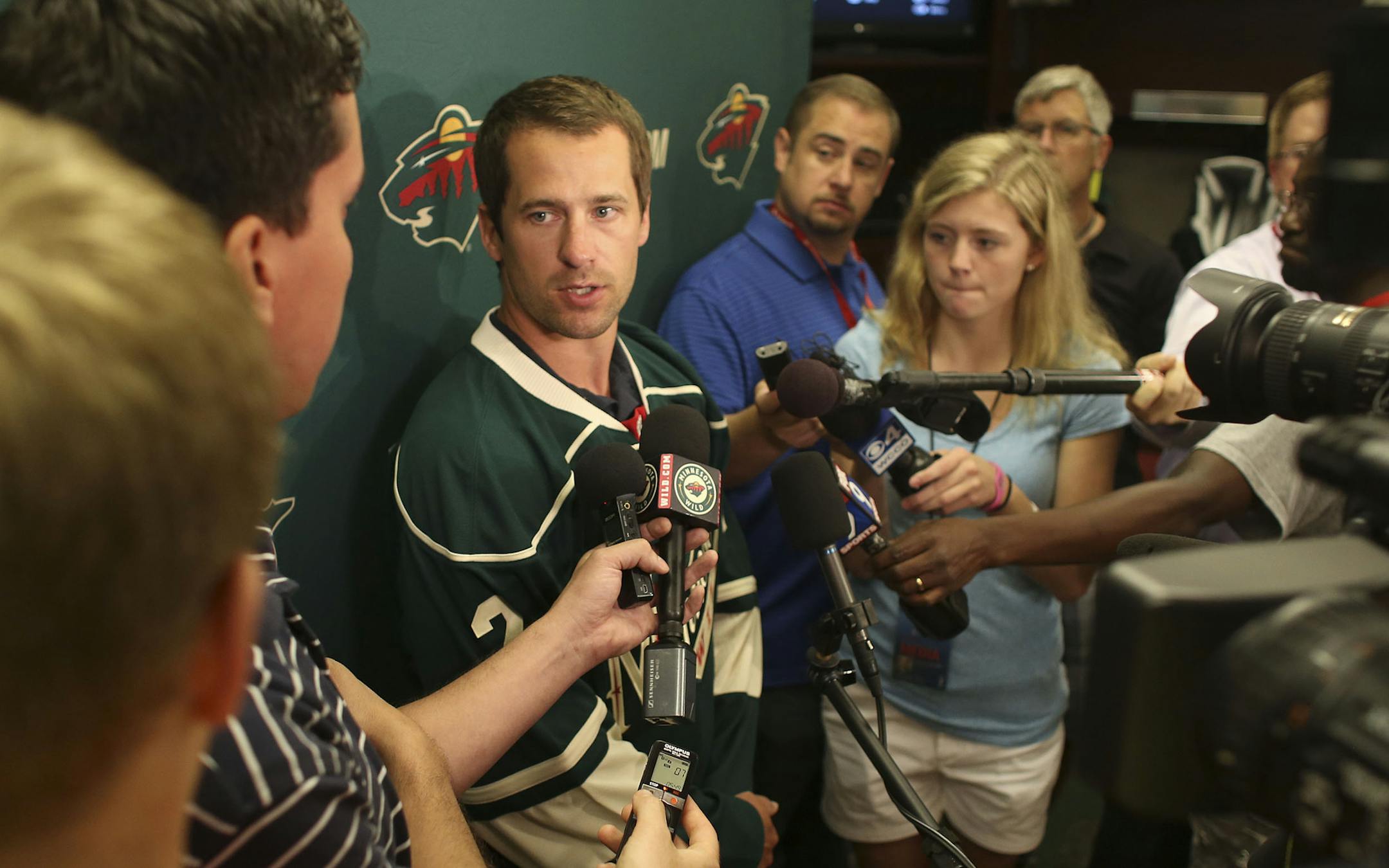 Defenseman Keith Ballard