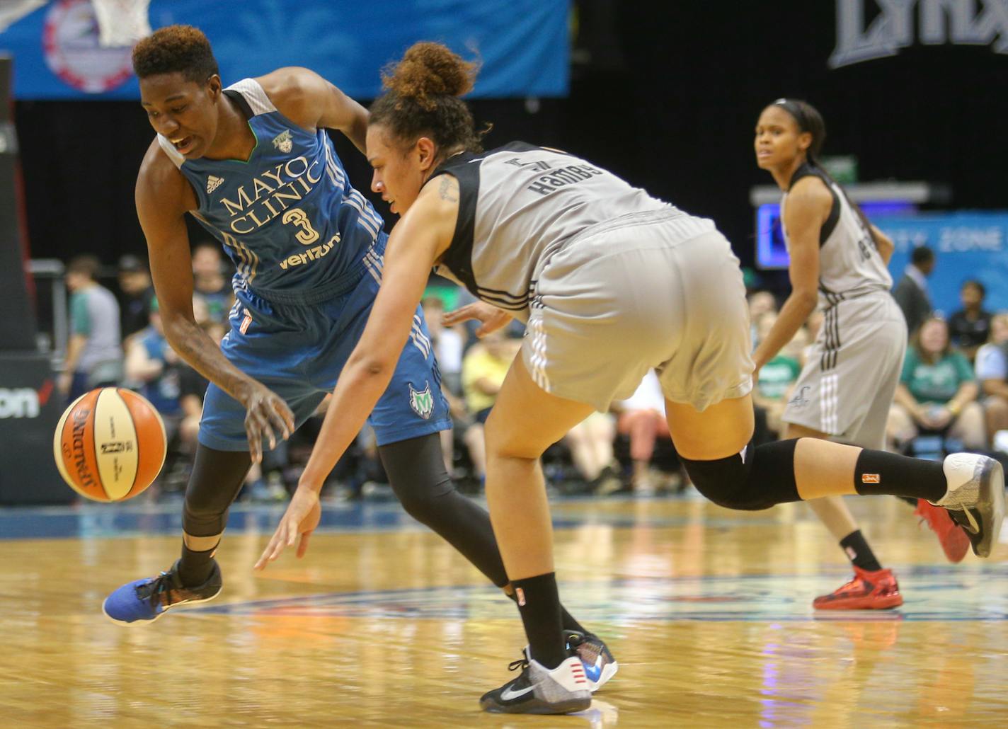 Minnesota Lynx forward Natasha Howard (3) forces a steal from San Antonio Stars forward Dearica Hamby (5). ] Timothy Nwachukwu, Star Tribune � Timothy.Nwachukwu@startribune.com The Minnesota Lynx play the San Antonio Stars on Saturday, July 2, 2016 at the Target Center in Minneapolis, Minn.