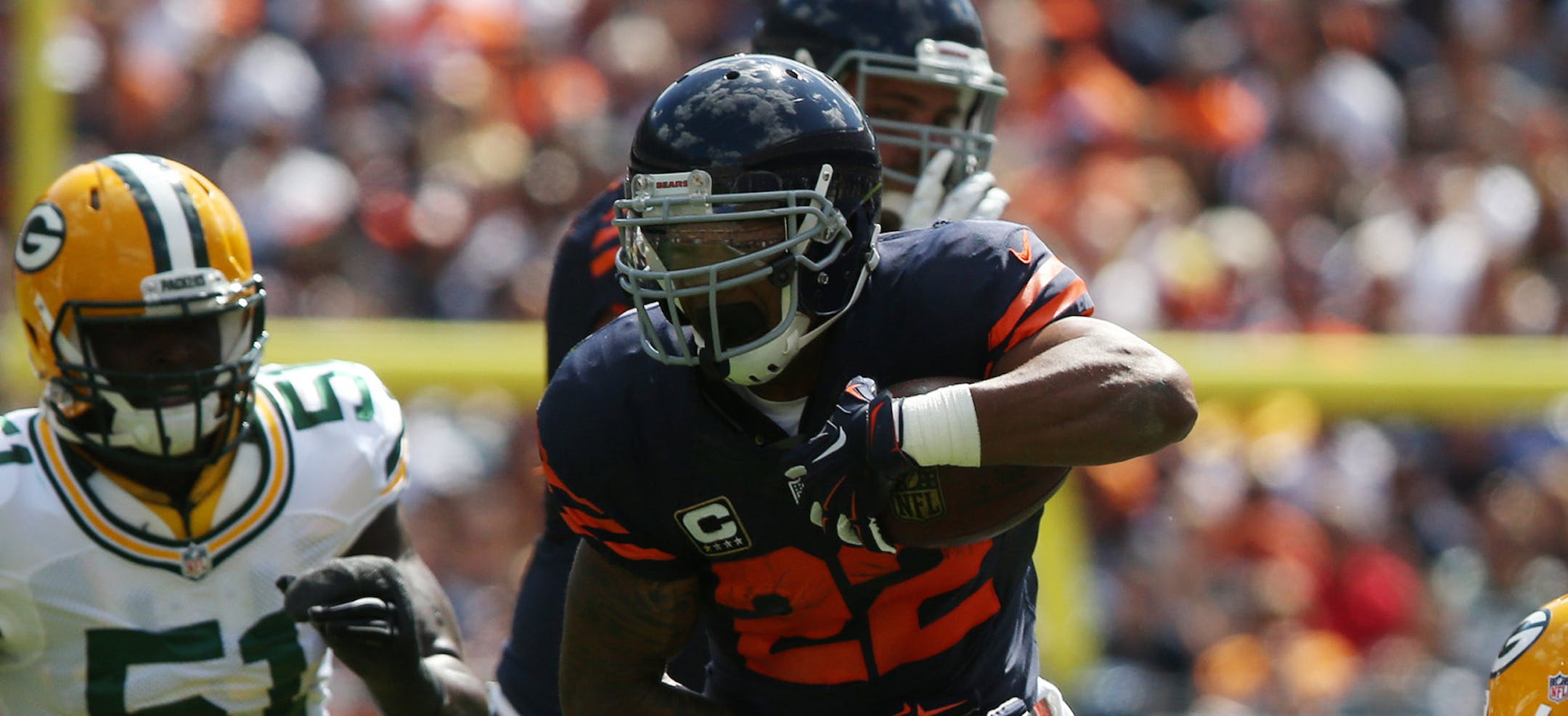 Chicago Bears running back Matt Forte (22) cuts though the Green Bay Packers defense while carrying the ball during the second quarter at Soldier Field in Chicago on Sunday, Sept. 13, 2015. The Packers won, 31-23. (Anthony Souffle/Chicago Tribune/TNS) ORG XMIT: 1173713