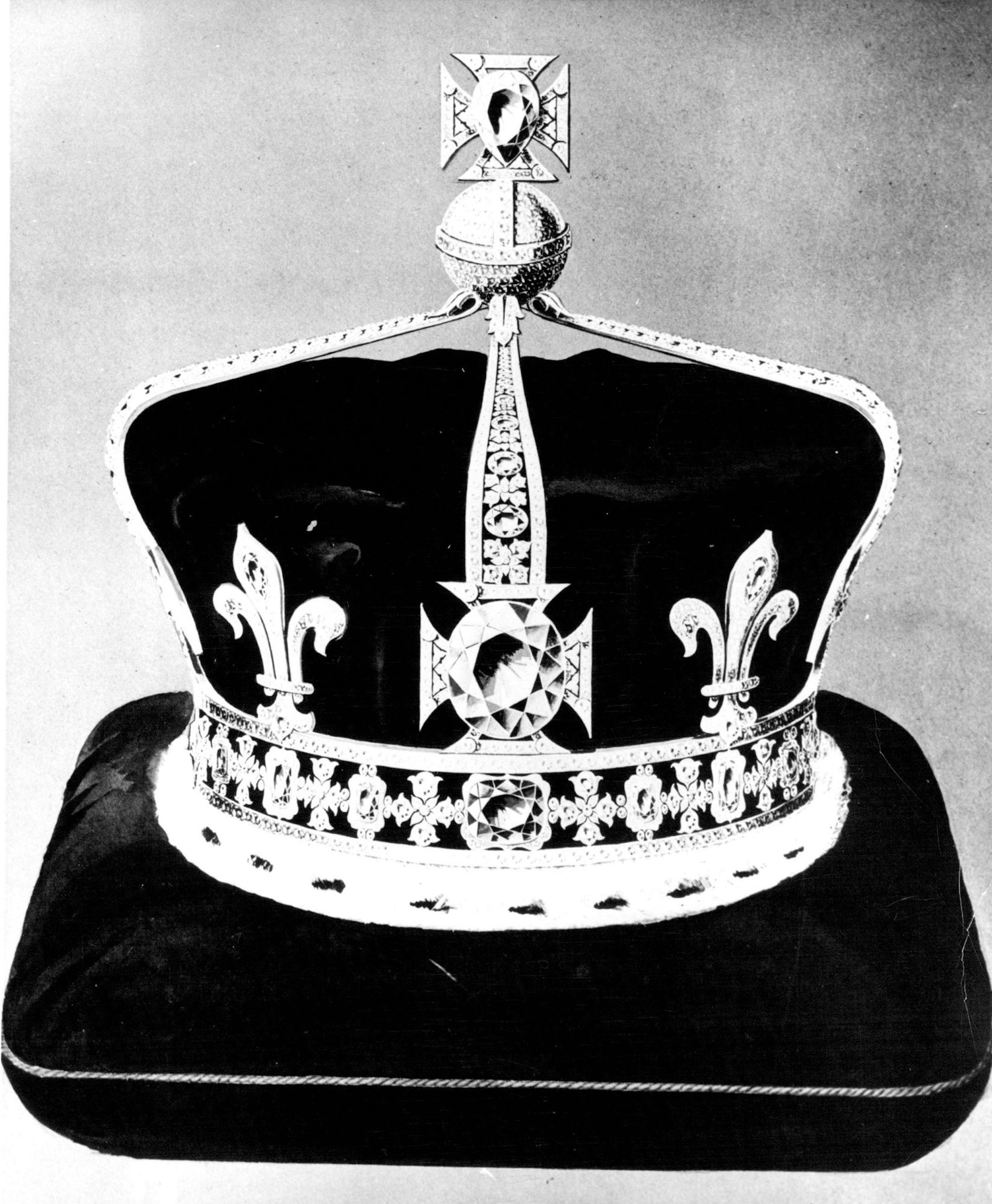 December 24, 1947 FAMOUS DIAMOND IN A BRITISH CROWN In the center of the coronation crown worn by Britain's Queen Elizabeth is the Famous Koh-I-Noor Diamond. The history of the Fabled Gem has been Rather Undratmatic since its Acquisition by Queen Victoria upon the Annexation of India. But before that it was a Pawn in Bloody warfare, Murders, lootings and Intrigue among Oriental Potentates. It was believed the Stone brought the Rulership of the World to the Possessor - In Spite of the face it End