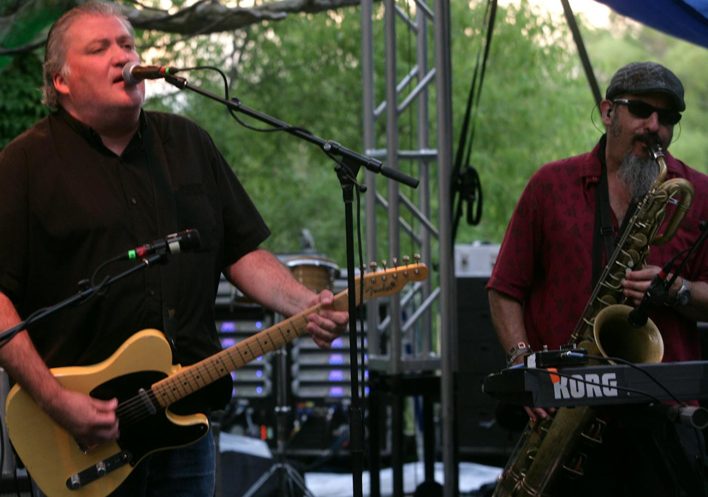 David Hidalgo (left) and Steve Berlin of Los Lobos.