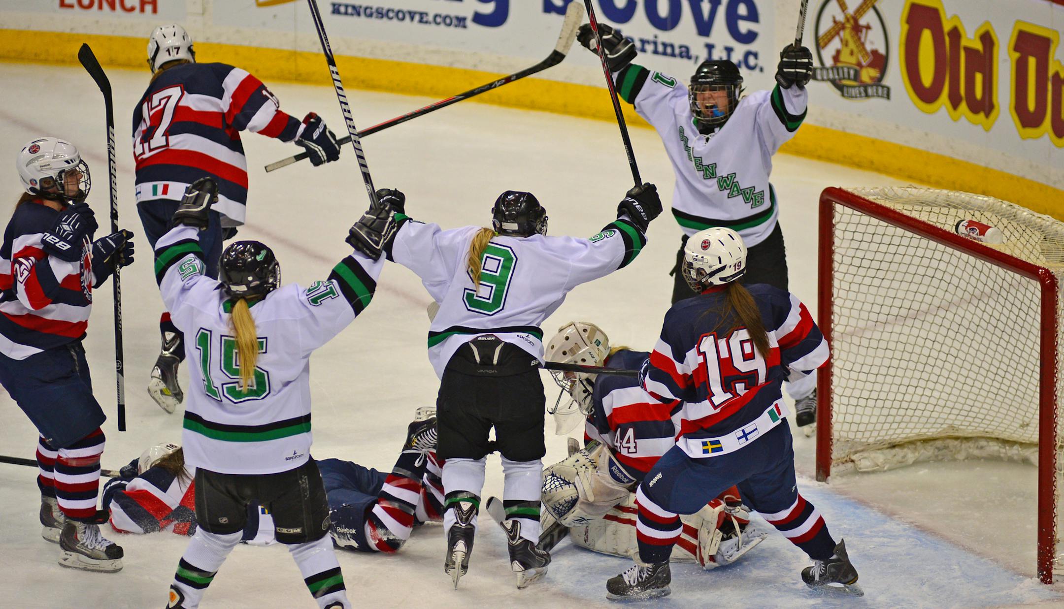 Class 1A girls' hockey semifinals, East Grand Forks vs St Paul United at the Xcel Energy Center February, 212014. East Grand Forks no 11 Alexa Mack scored a goal in the first period.] Richard.Sennott@startribune.com Richard Sennott/Star Tribune St Paul , Minn Friday 2/21/2014) ** (cq)