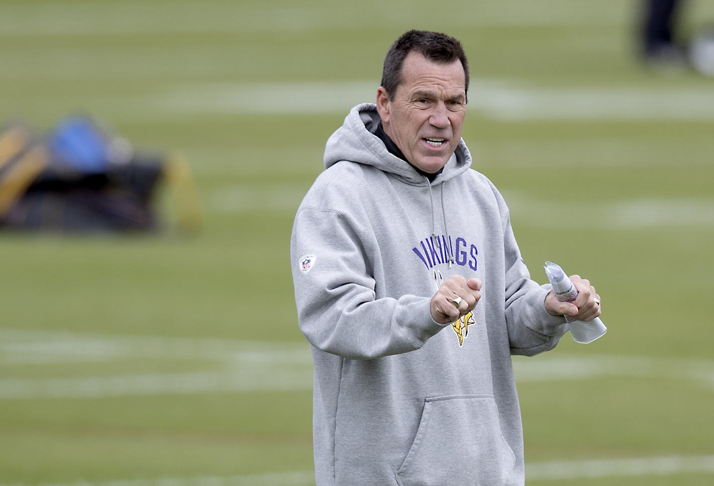 Minnesota Vikings Offensive Coordinator Gary Kubiak took to the field for practice at TCO Performance Center, Thursday, September 17, 2020 in Eagan, MN. ] ELIZABETH FLORES • liz.flores@startribune.com