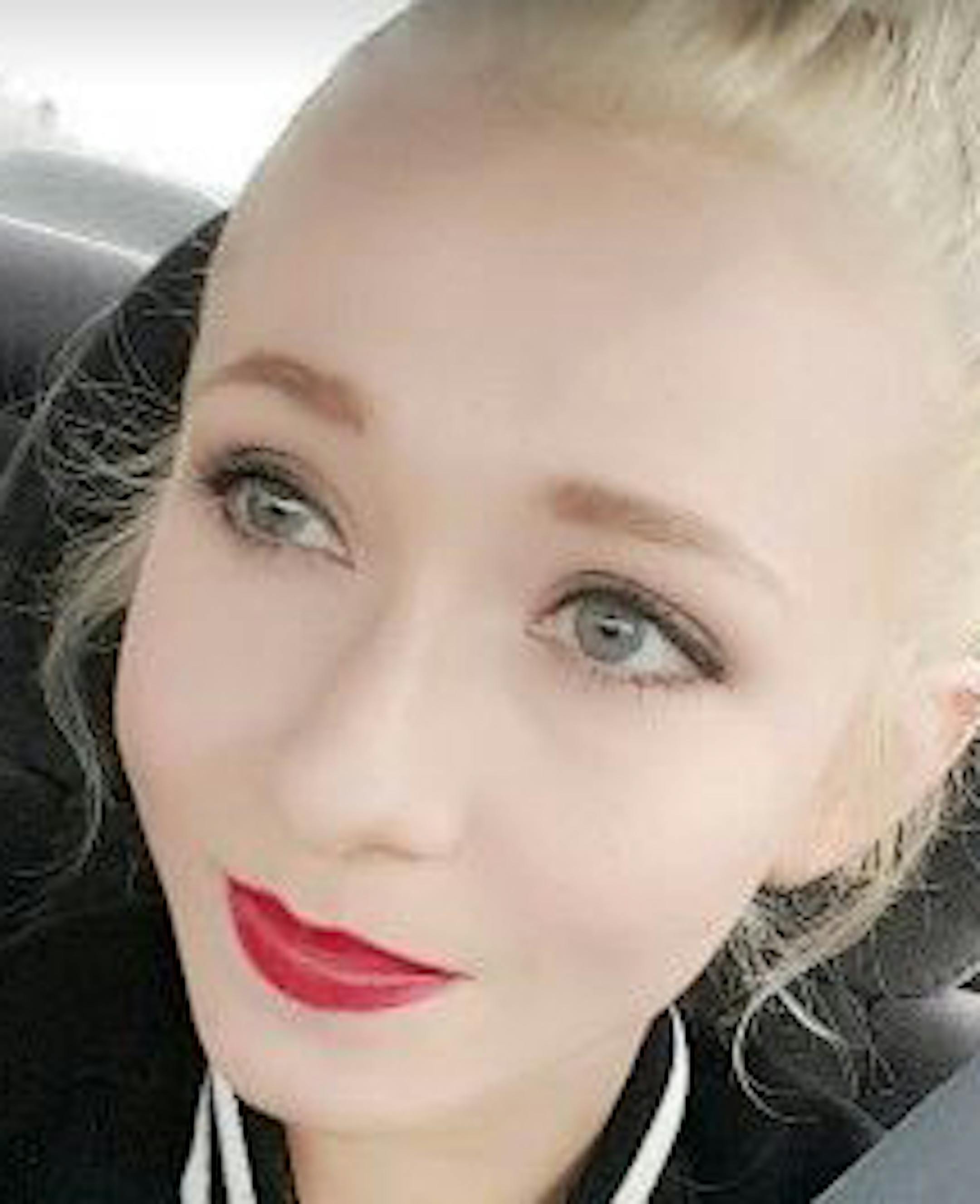 Mug of Cassandra Carlson from Facebook.