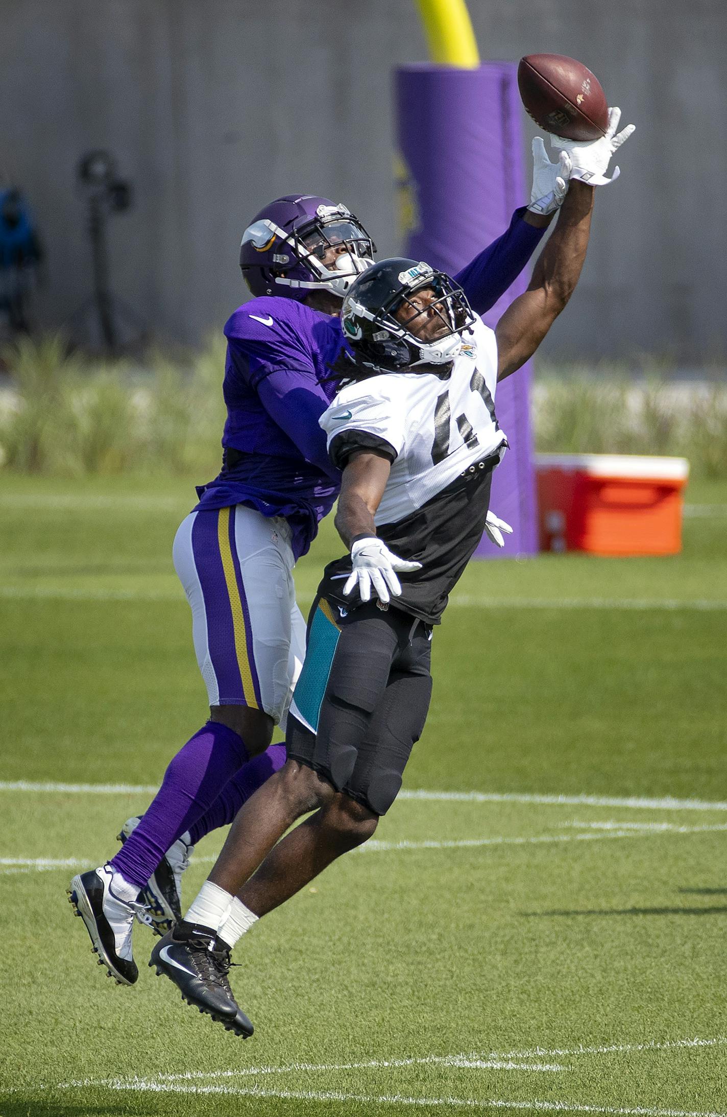 Minnesota Vikings receiver Laquon Treadwell (11) was covered by Jacksonville Jaguars Tre Herndon (41). ] CARLOS GONZALEZ &#xef; cgonzalez@startribune.com &#xf1; August 15, 2018, Eagan, MN, Twin Cities Orthopedics Performance Center, Minnesota Vikings Training Camp, - Jacksonville Jaguars