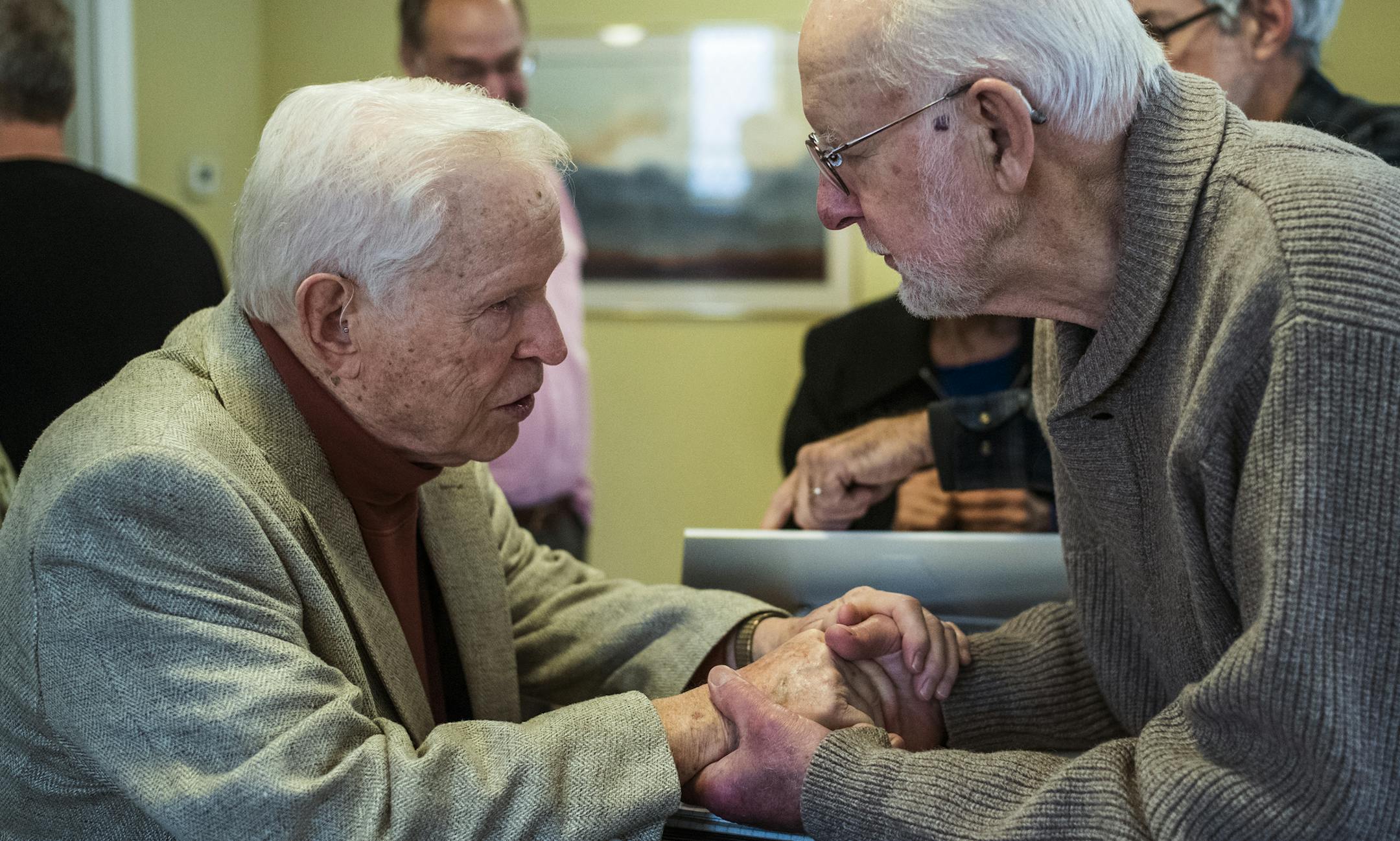 Carl Appelquist thanked Don Maronde for being part of the event. Larsen is a likely honoree next year.
