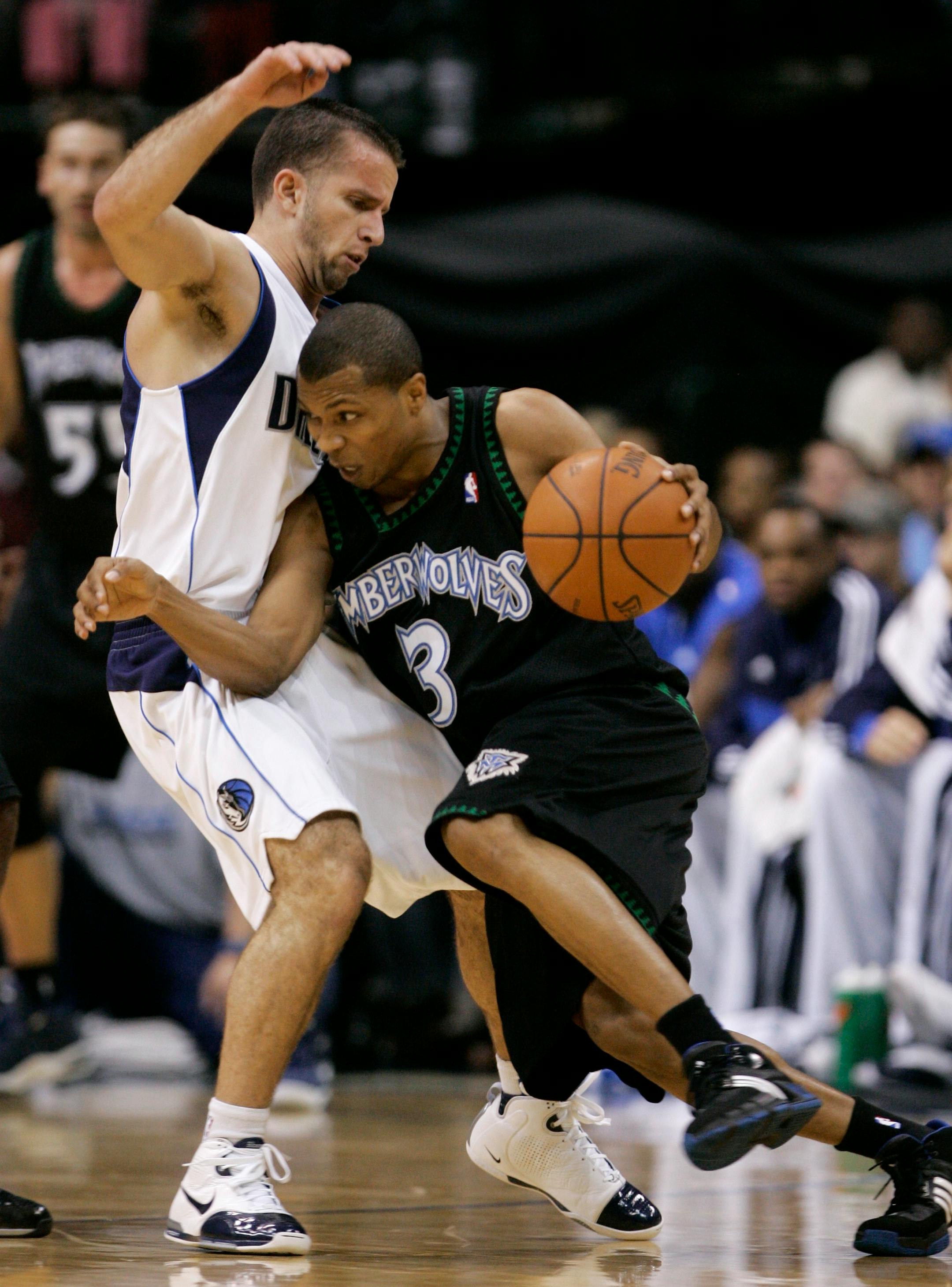 Minnesota Timberwolves guard Sebastian Telfair says the Wolves are losing their fighting spirit.