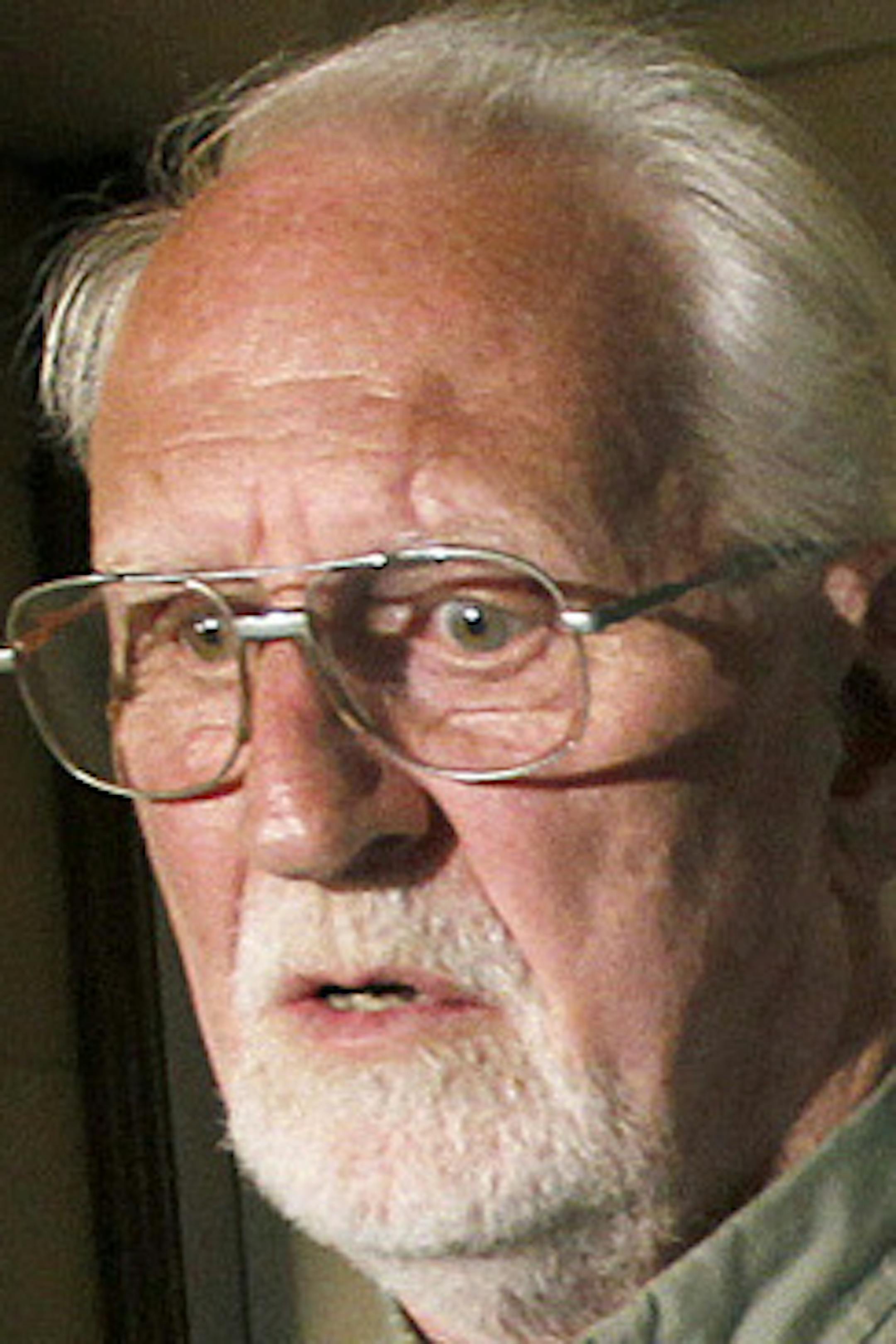 Lynn Rogers spoke to the media after meeting with Governor Mark Dayton about his research at Governor's office in the Capitol, Monday, July 22, 2013 in St. Paul, MN. (ELIZABETH FLORES/STAR TRIBUNE) ELIZABETH FLORES • eflores@startribune.com