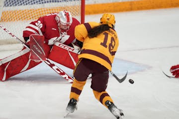 Gophers star Abbey Murphy (18) leads all Division I players with 31 goals.