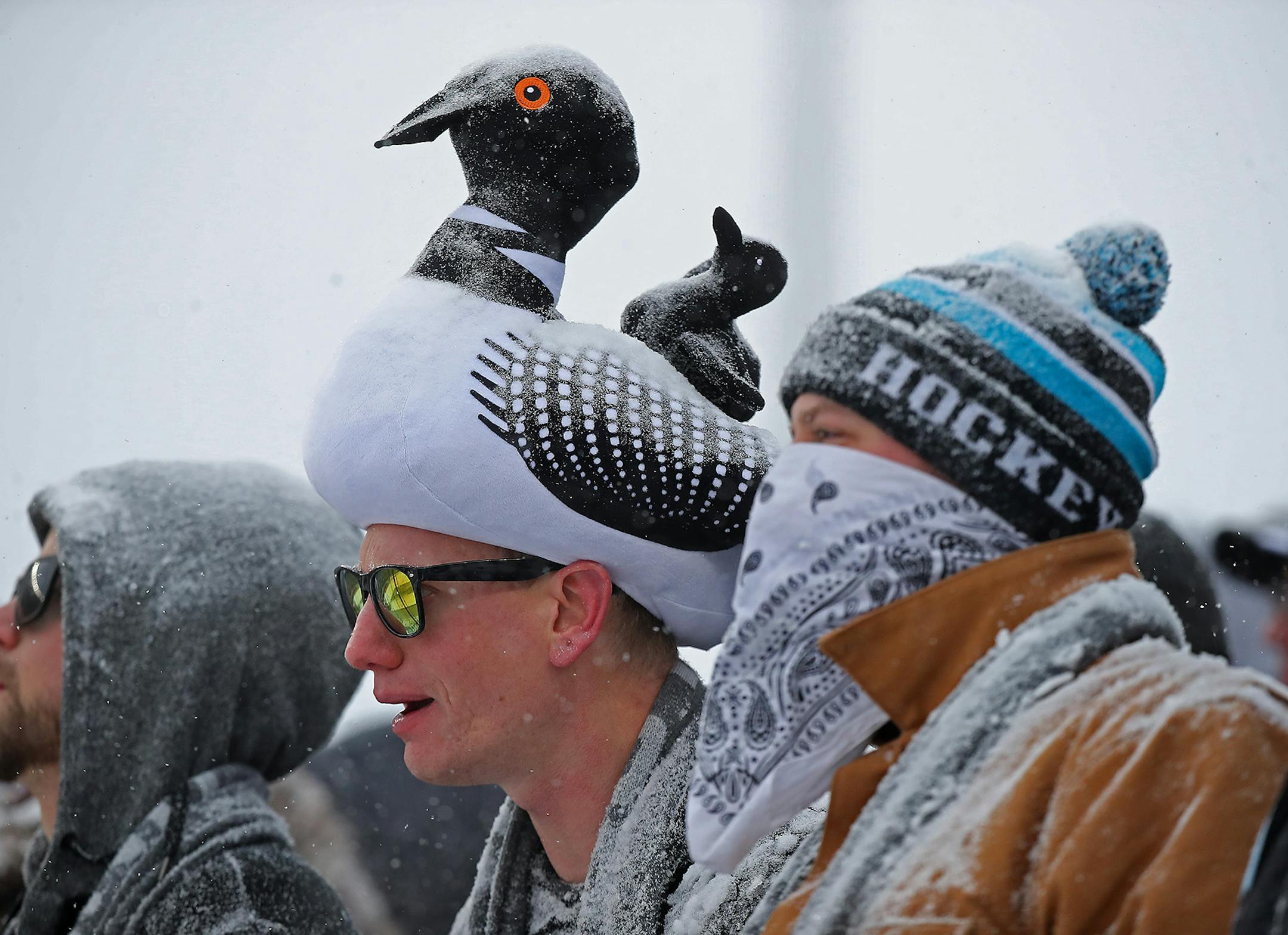 Minnesota United fans braved the elements till the end during the second half as the Minnesota United FC took on Atlanta United at TCF Bank Stadium, Sunday, March 12, 2017 in Minneapolis, MN. ] ELIZABETH FLORES &#xef; liz.flores@startribune.com