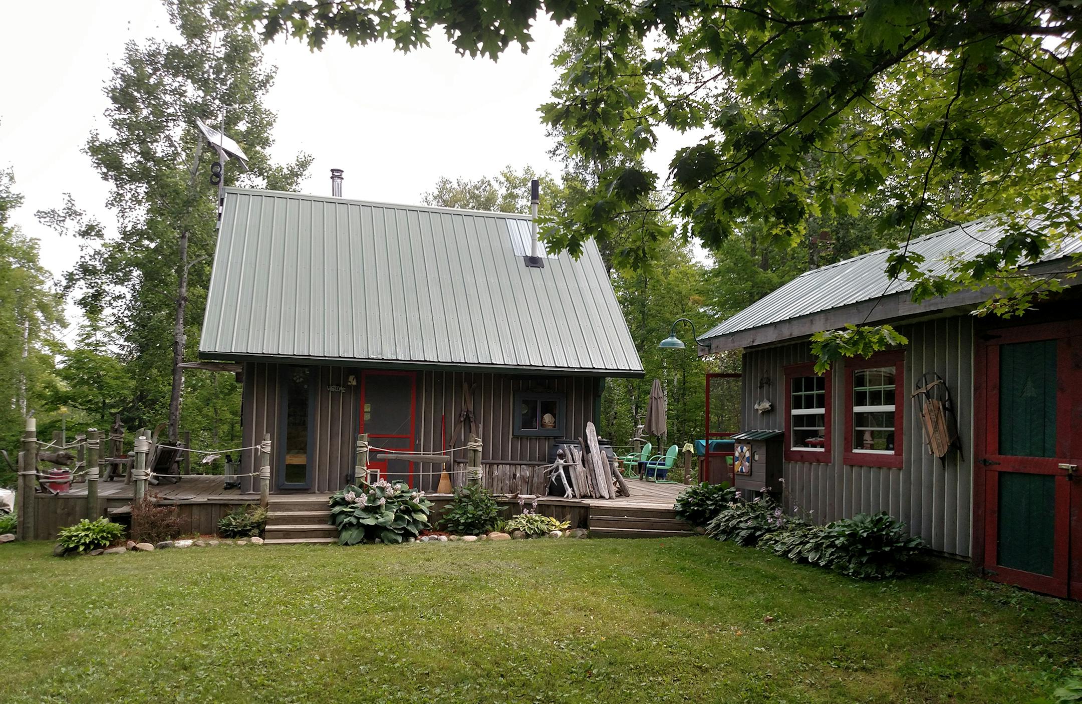 A retired shop teacher loved the challenge of renovating a log cabin.