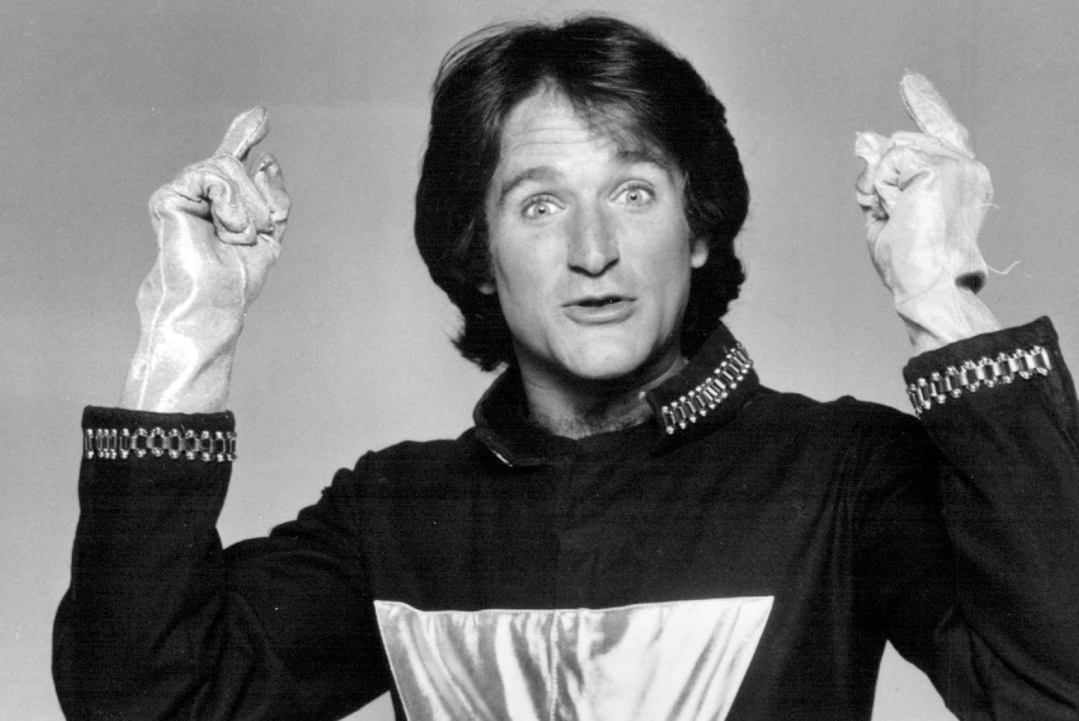 August 1, 1978 "Zap!" When you're a spaceman from the planet Ork, there are certain powers you can call upon. Robin Williams stars as extraterrestrial spaceman Mork in the ABC Television Network's new comedy series "Mork & Mindy," which premieres this fall and will air Mondays (8:00-8:30 p.m., EDT). This delightful comedy is about a spaceman who meets a young and lovely earthling named Mindy while on a mission to Earth. ABC ORG XMIT: MIN2014081210264217