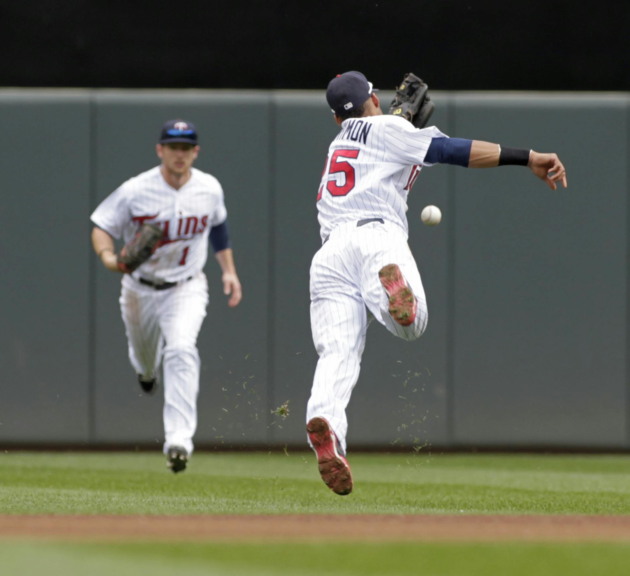 Pedro Florimon (25) started for the Twins at shortstop in 2013 and 2014.