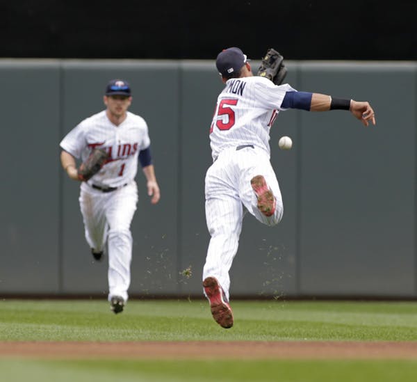 A brief history of the Twins' shuffling shortstops