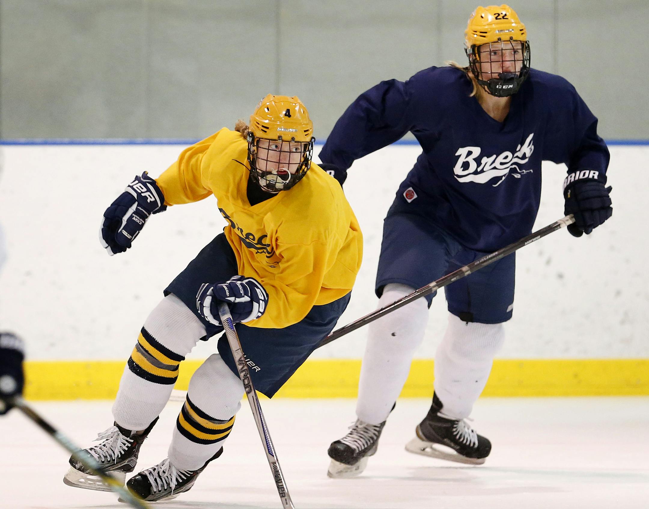 Breck hockey players and sisters Grace and Anna Zumwinkle. ] CARLOS GONZALEZ cgonzalez@startribune.com - November 3, 2015, Golden Valley, MN, Breck High School / Prep Girls Hockey - focusing on two sisters who also are top tennis players. Anna and Grace Zumwinkle. Anna, a senior committed to Middlebury for hockey. Grace, a junior, committed to the U. The two recently faced off in the Class A doubles final, with Grace and partner Lauren Kozikowski defeated Anna and her partner, Lauren's sister Ke