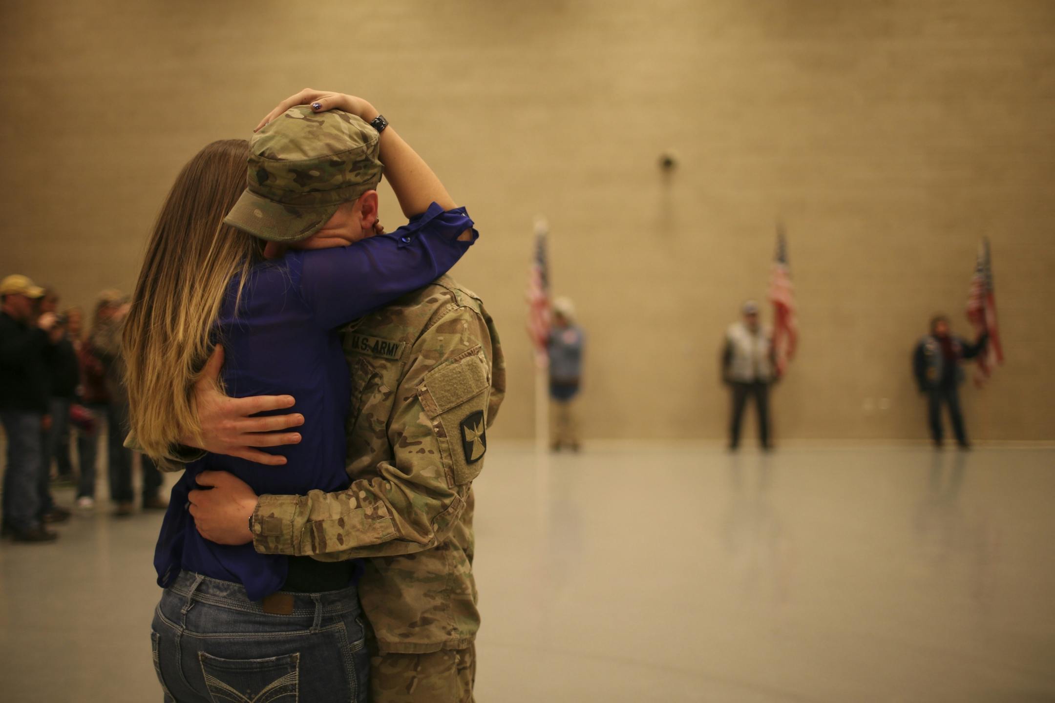 The final wave of twenty-four soldiers from the 147th Human Resource Company returned home to their Arden Hills Readiness Center Sunday evening after deploying in support of Operation Enduring Freedom. "The company oversaw postal operations throughout three of five areas in Afghanistan," said Army Maj. Jackie L. Stenger, 147th Human Resource Company Commander. "We were spread across 19 different bases throughout Afghanistan and worked in a joint environment with Air Force and Navy." Spc. Anton J