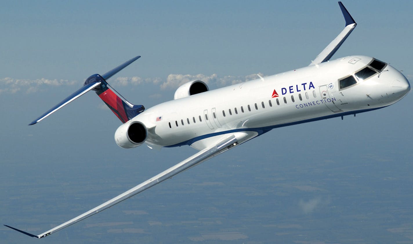 Delta CRJ-900 with new Pinnacle livery on the nose.