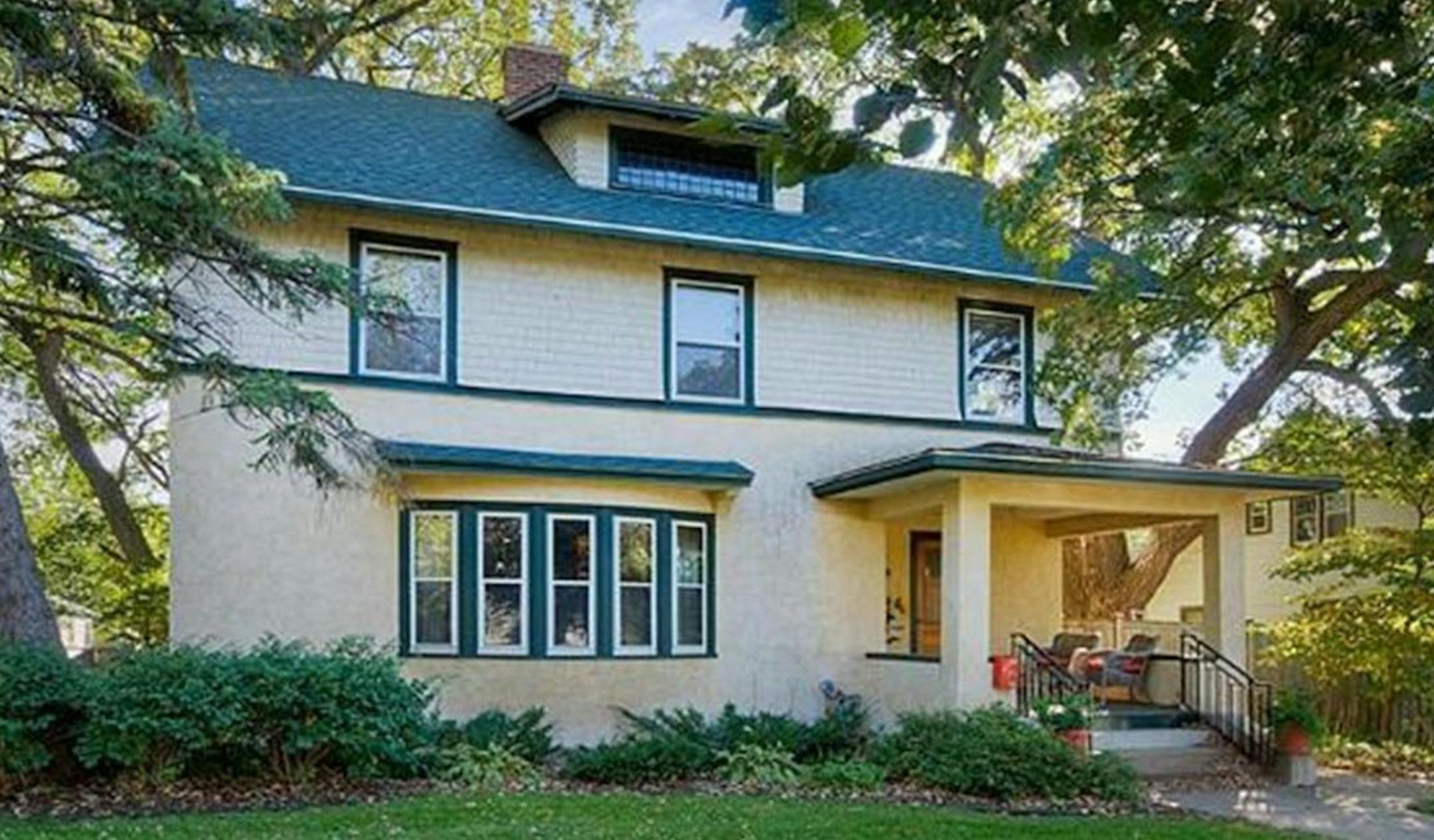 ... St. Paul
Built in 1912, this four-bedroom, two-bath house located in the Summit Hill neighborhood has 1,910 finished square feet and features four bedrooms on one level, wood-burning fireplace, hardwood floors, formal dining room, full basement, three-season porch, patio and two-car detached garage. Listed by Kirk Duckwall, Edina Realty, 651-303-0019.