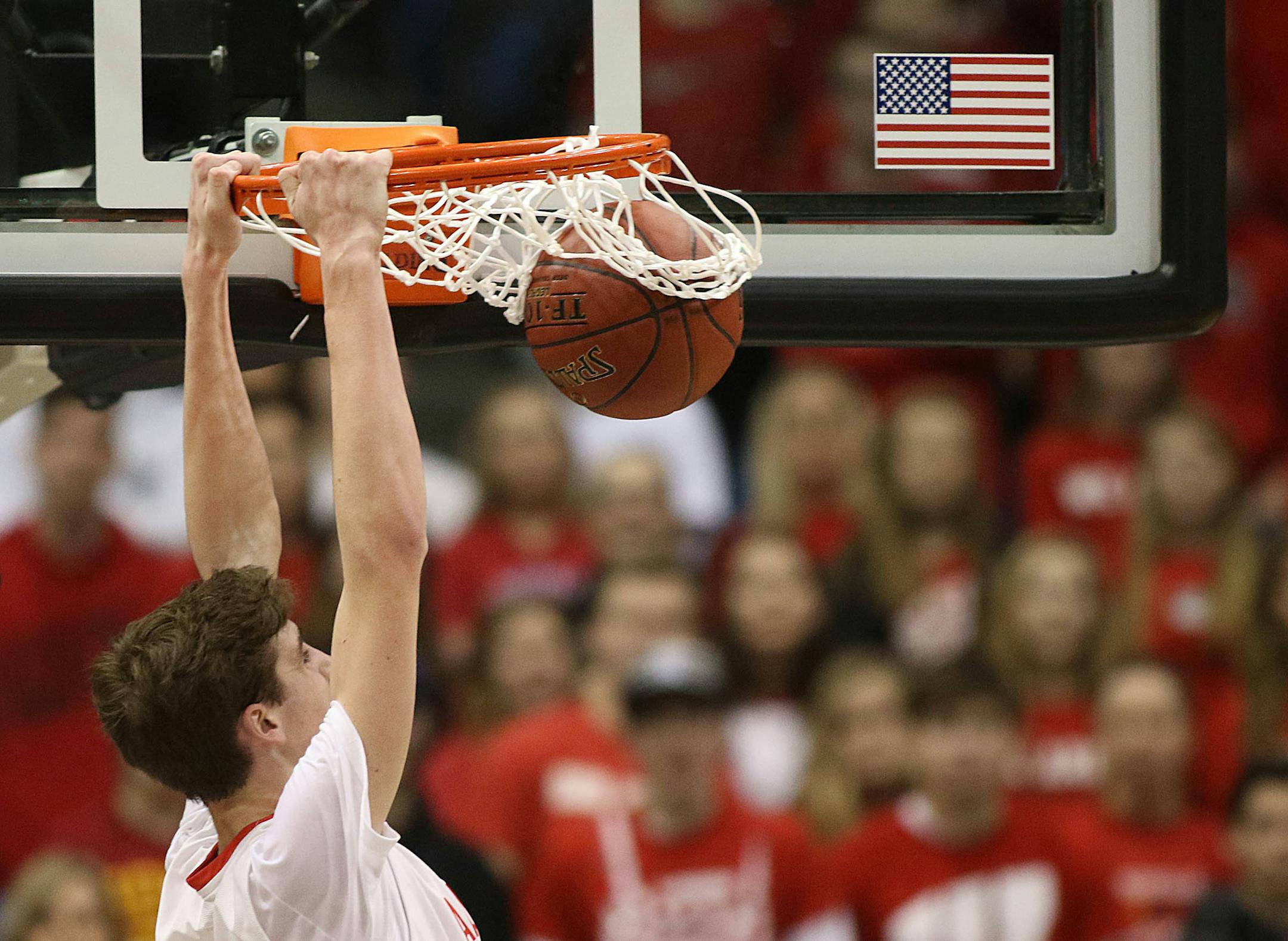 Lakeville North's Nathan Reuvers is a bona fide Division I prospect. "If you don't have a Division I player, you can hardly compete at the state tournament level," Lakeville North coach John Oxton said. "Everybody has them."