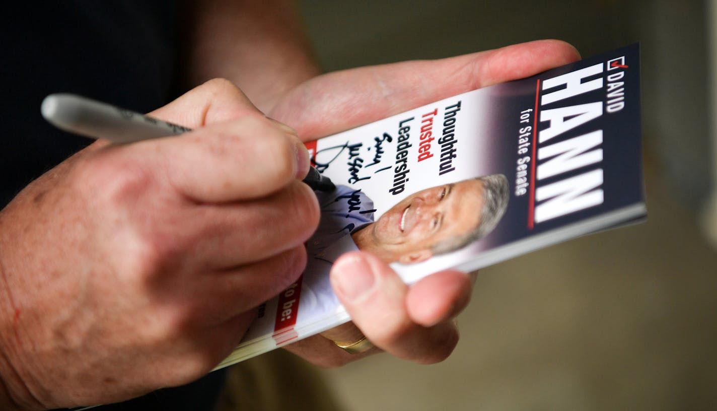 Sen. Minority Leader David Hann left a " Sorry I Missed You" note for someone who wasn't home while he went door knocking in his district in Eden Prairie. ] GLEN STUBBE * gstubbe@startribune.com Friday, September 9, 2016 Sen. Minority Leader David Hann was door knocking in district in Eden Prairie.