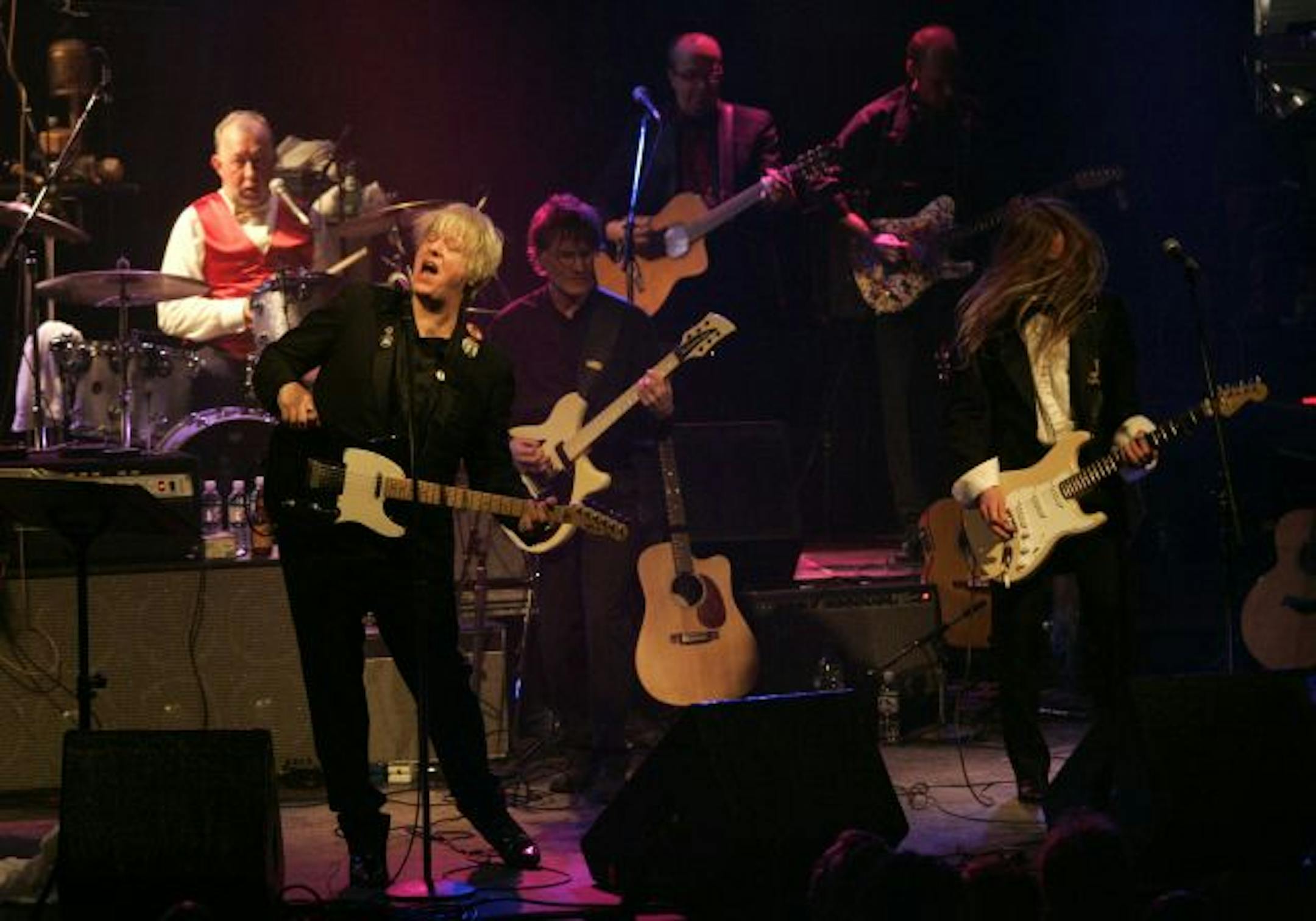 Curtiss A, on guitar at left, led the guitar-heavy band on the main stage of First Ave. Thursday night.