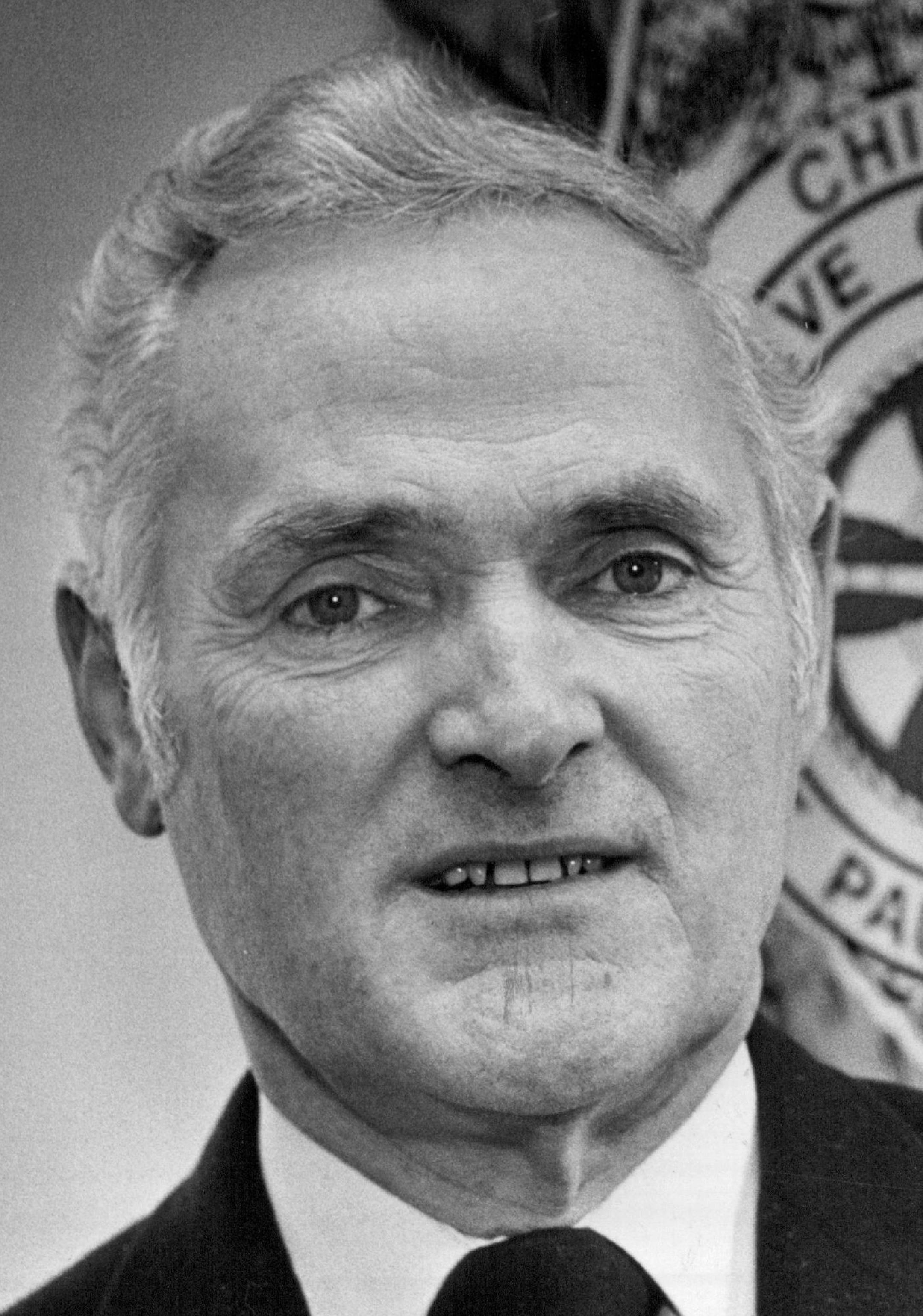 October 16, 1986 Chief Conroy: The fund was "for the welfare of the department." State Auditor Arne Carlson and the city of St. Paul are conducting audits of a fund operated by St. Paul Fire Chief Steve Conroy that was used to pay for a variety of fire department expenses, including parties and bar and restaurant bills. October 15, 1986 Art Hager, Minneapolis Star Tribune