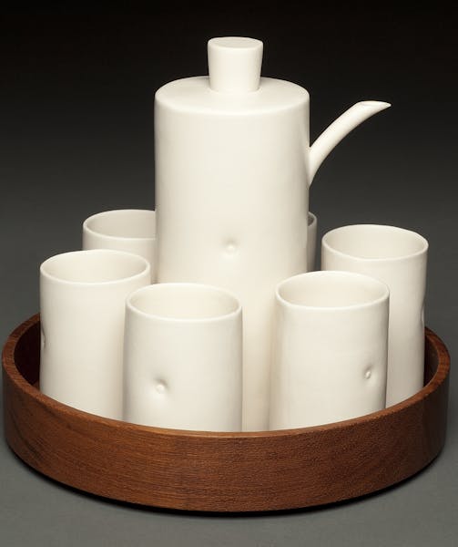Ceramic sake set by Lynda Ladwig