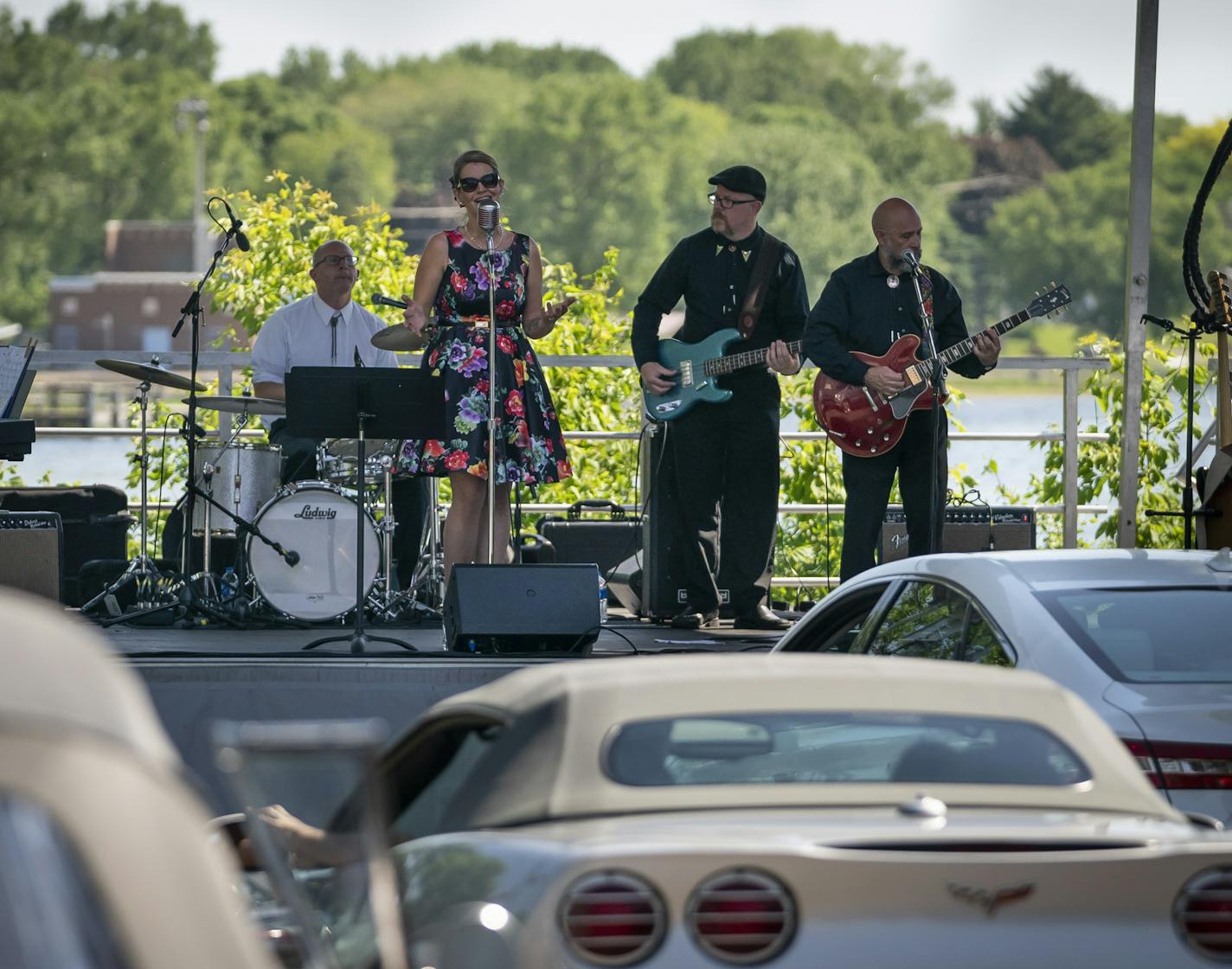 Twin Cities R&B favorite Joyann Parker opened Crooners' drive-in concert series with her Patsy Cline tribute band.