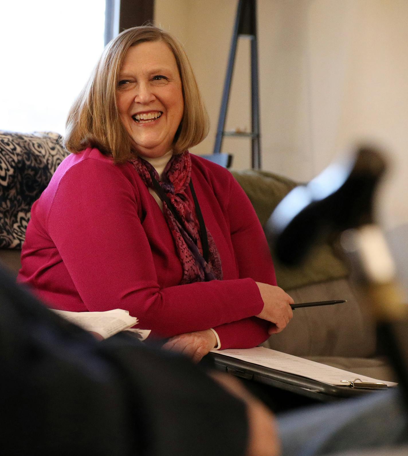 Allina Care guide Judi Blomberg talked with one of her patients, Terry Skelton, at his home. ] ANTHONY SOUFFLE &#xef; anthony.souffle@startribune.com Allina Care guide Judi Blomberg met with one of her patients, Terry Skelton, and his wife Rachel at their home Tuesday, Jan. 11, 2018 in Bloomington, Minn.