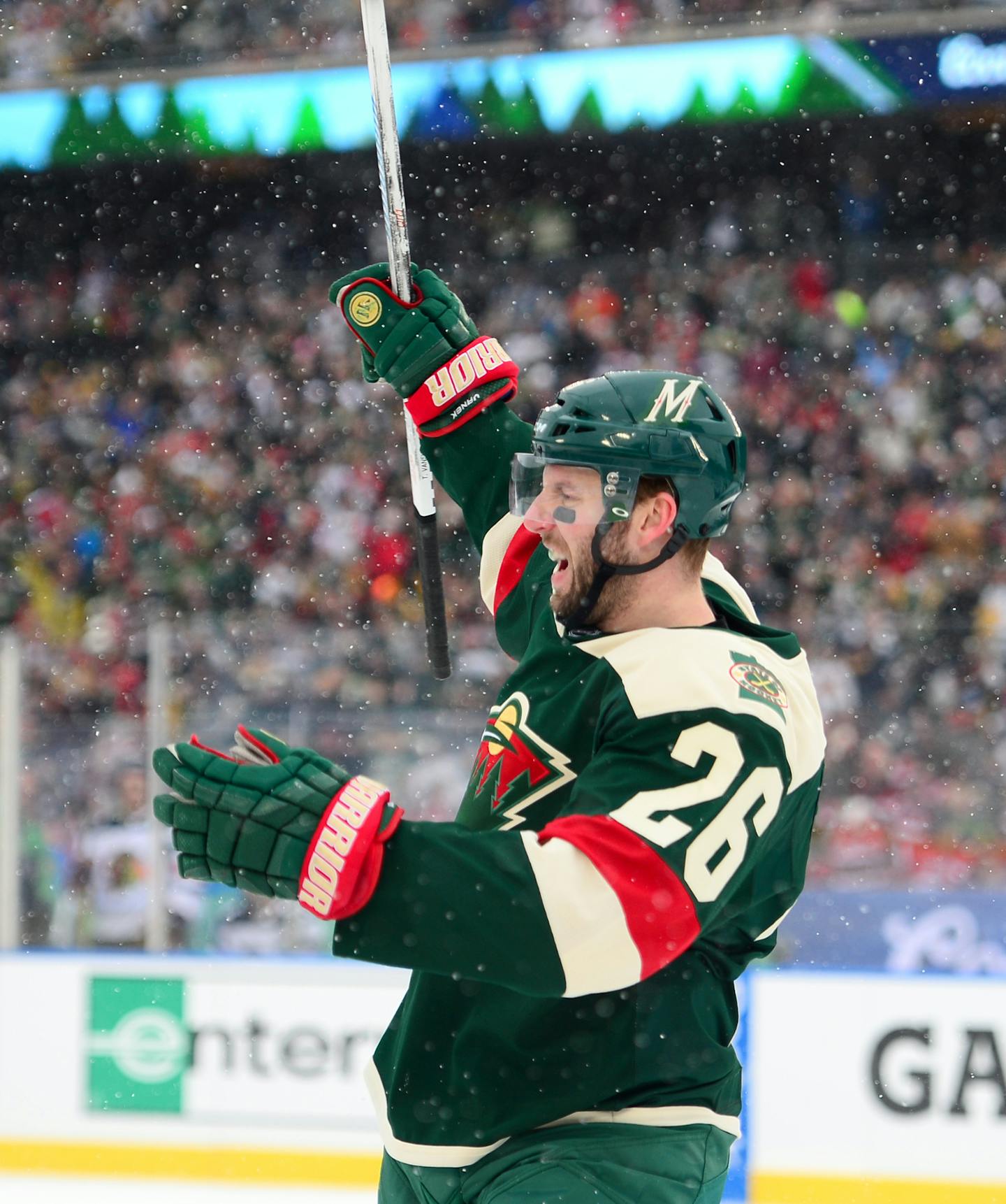 Minnesota Wild left wing Thomas Vanek (26) celebrated after scoring a goal against the Chicago Blackhawks in the first period Sunday. ] (AARON LAVINSKY/STAR TRIBUNE) aaron.lavinsky@startribune.com The 2016 Coors Light NHL Stadium Series game between the Minnesota Wild and the Chicago Blackhawks was held Sunday, Feb. 21, 2016 at TCF Bank Stadium in Minneapolis, Minn.