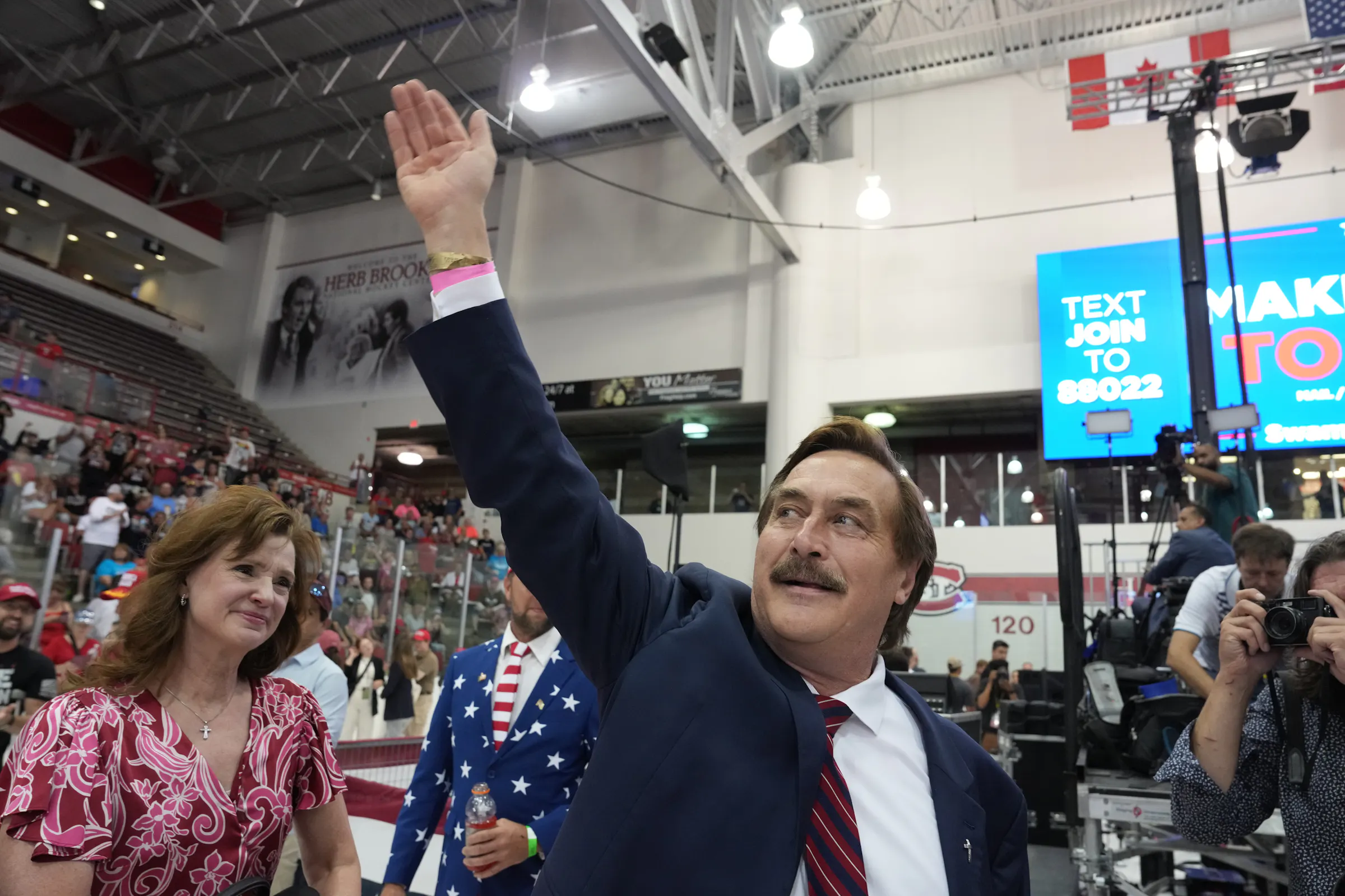 Lindell steps down as MyPillow CEO