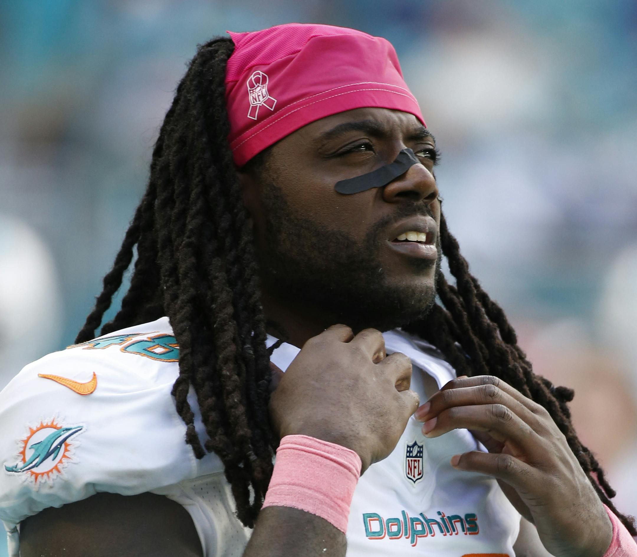 Miami Dolphins tight end MarQueis Gray (48) on the sidelines, during the second half of an NFL football game against the Tennessee Titans, Sunday, Oct. 9, 2016, in Miami Gardens, Fla. (AP Photo/Wilfredo Lee) ORG XMIT: OTK