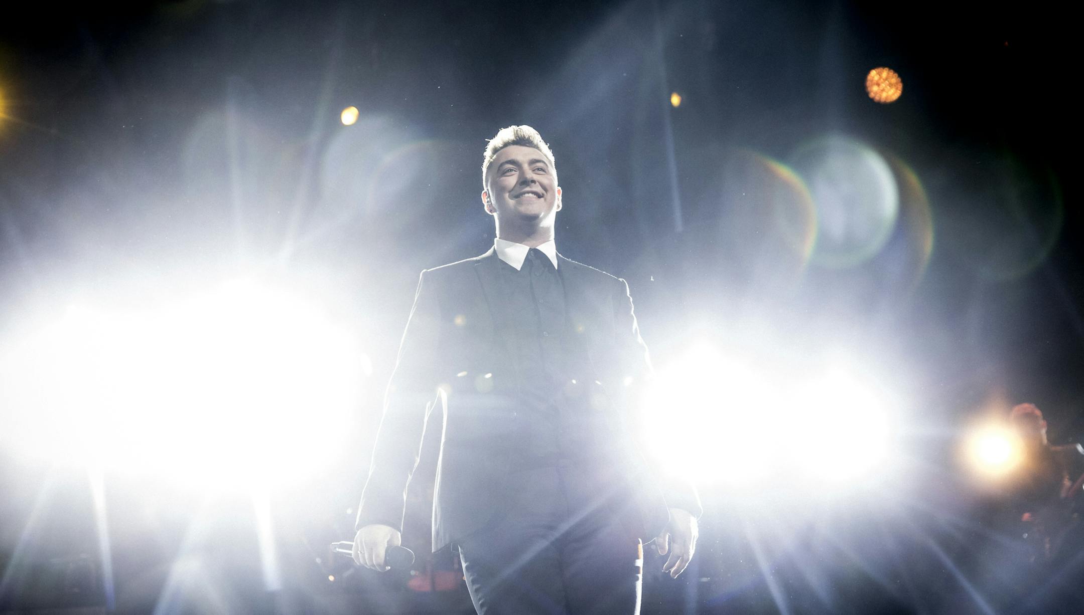 Sam Smith performs at a sold-out Madison Square Garden in New York, Jan. 15, 2015. The British pop star played with his repertoire of love songs and a few surprises that honored his humble roots. (Chad Batka/The New York Times)