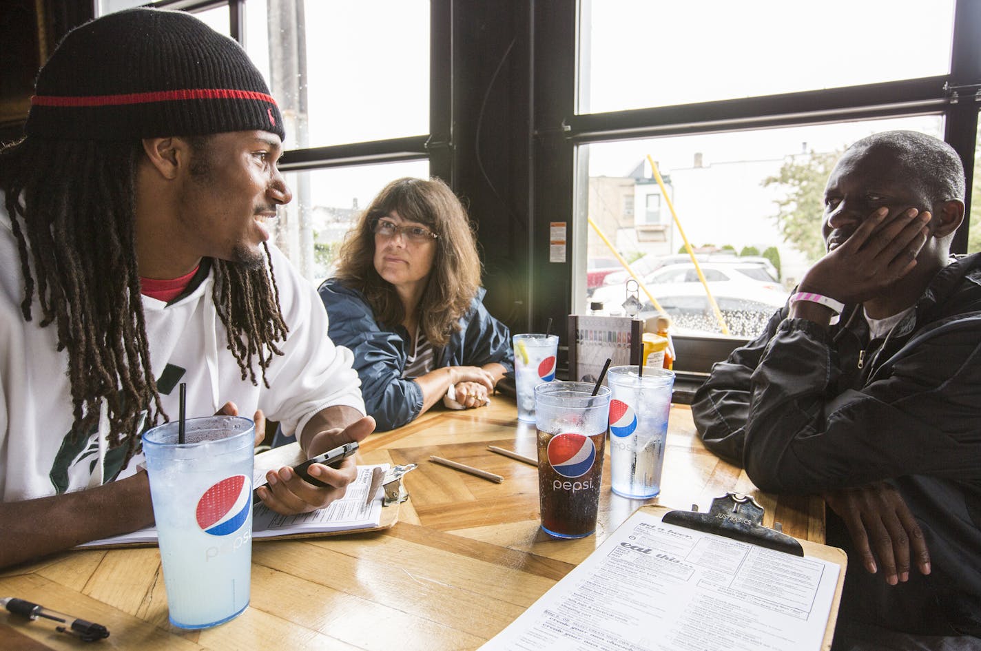 Vikings rookie defensive back Trae Waynes eats lunch with his mother Erin and father Ron in Kenosha, Wis. on Monday, June 22, 2015. ] LEILA NAVIDI leila.navidi@startribune.com /